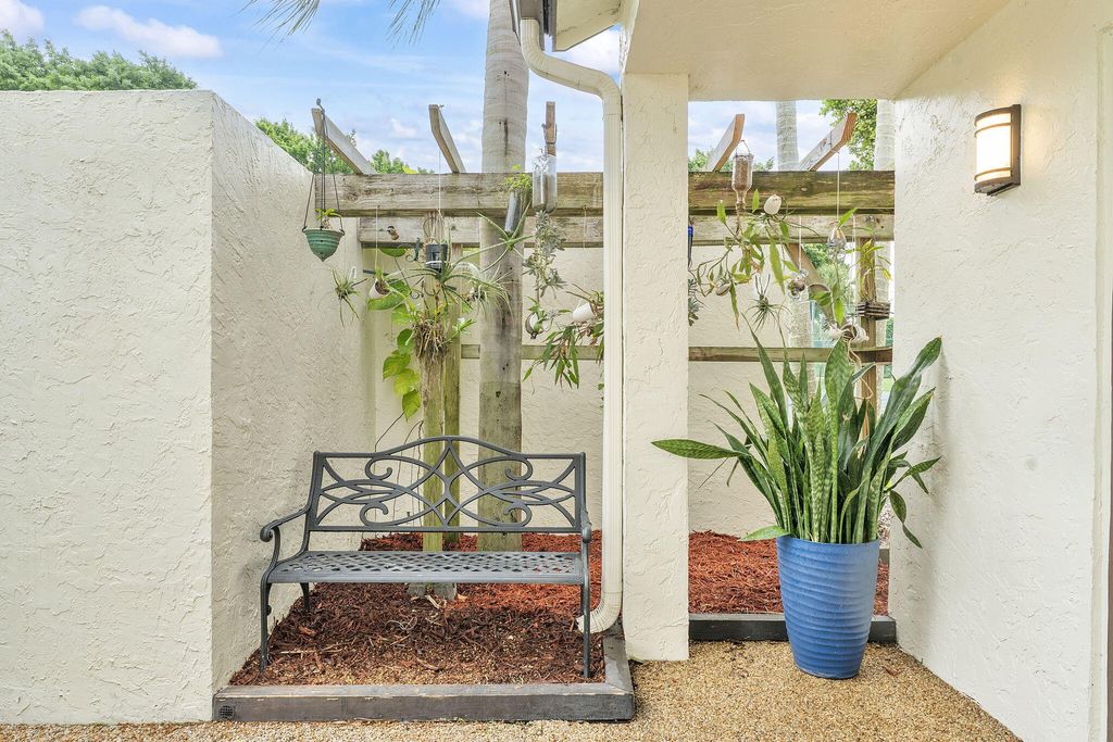 Photo of 7932 Seville Place #2101, Boca Raton, FL 33433 (MLS # R11155679)