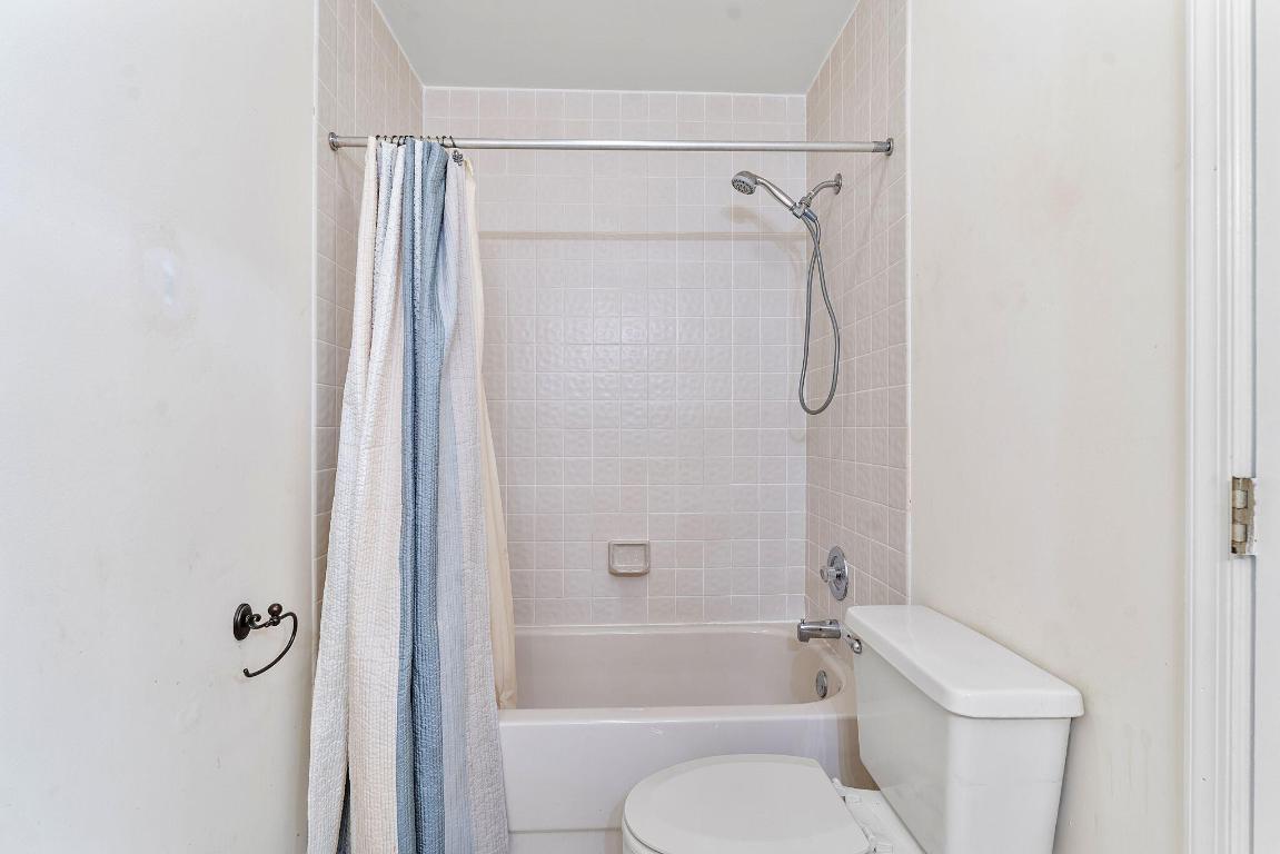 EL VIENTO AT BOCA POINTE CONDO NOS I AND II DECLS - Residential