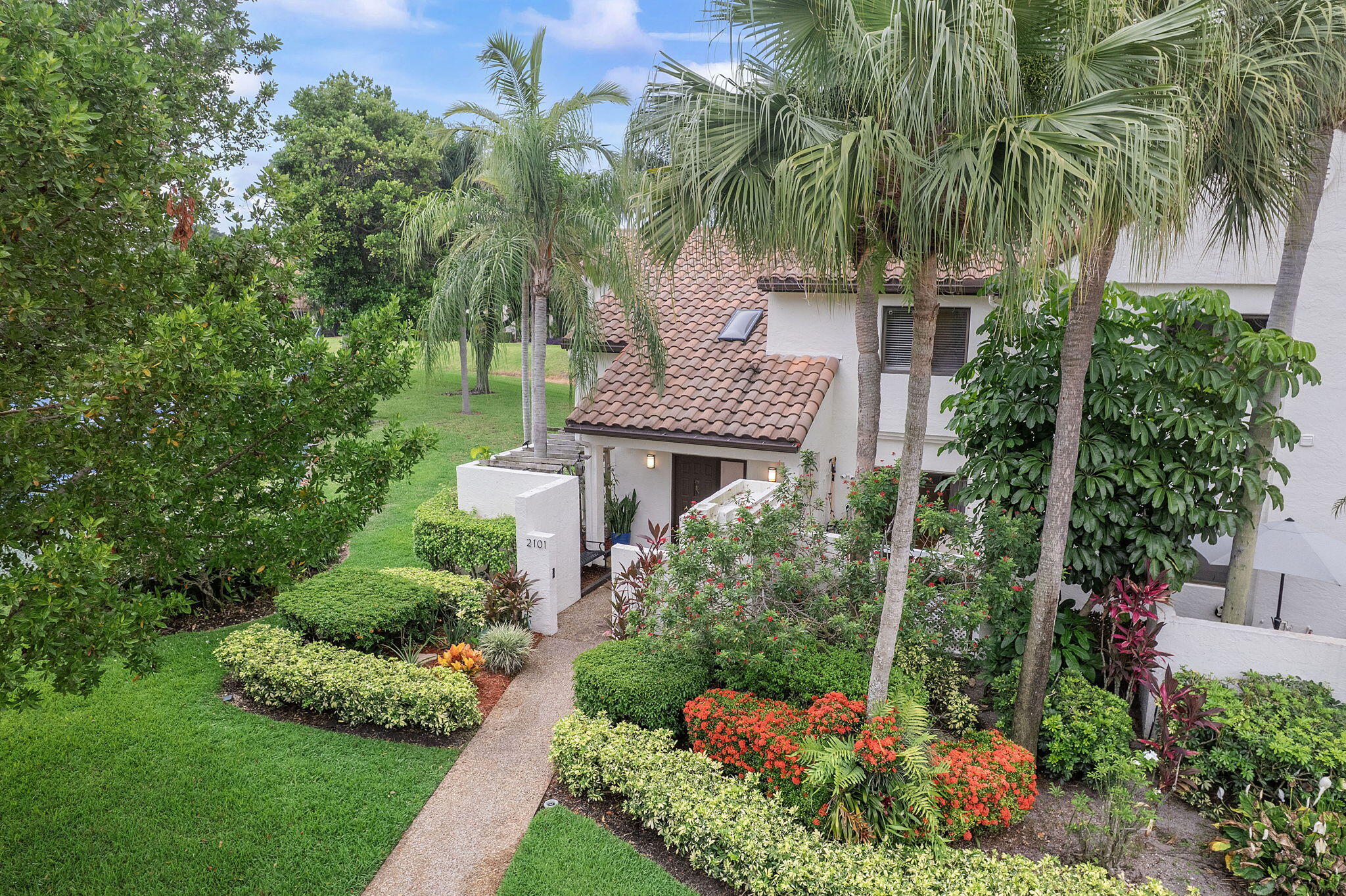 7932 Seville Place 2101