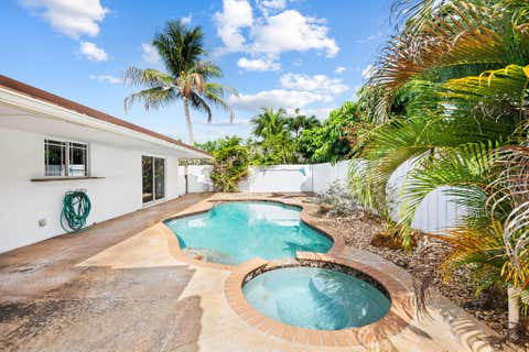 Tiny photo for 2011 NE 55TH Street, Fort Lauderdale, FL 33308 (MLS # B26053557)