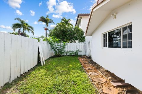 Tiny photo for 2011 NE 55TH Street, Fort Lauderdale, FL 33308 (MLS # B26053557)