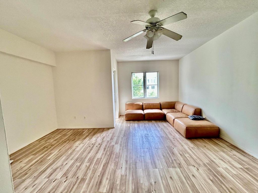 Photo of 1209 Main St #307, Jupiter, FL 33458 (MLS # R11081047)