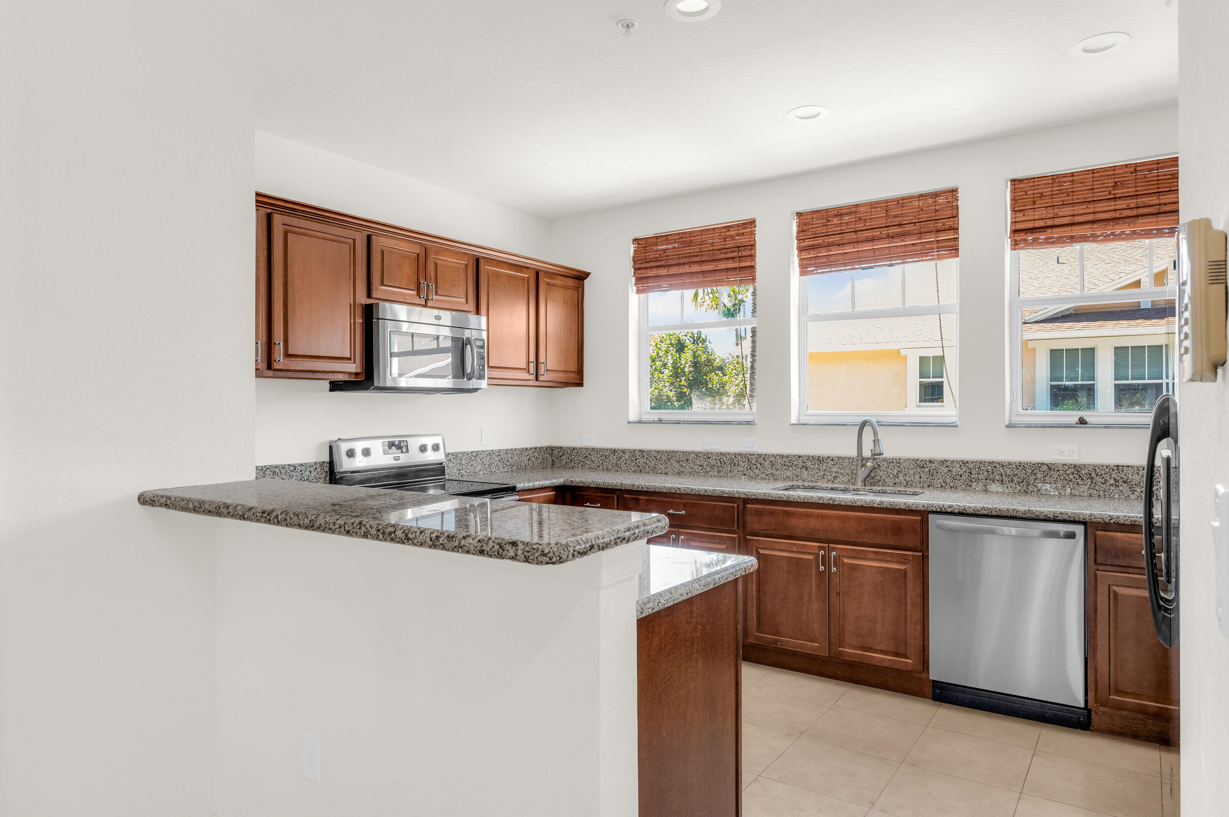 Cityside Condo - Residential