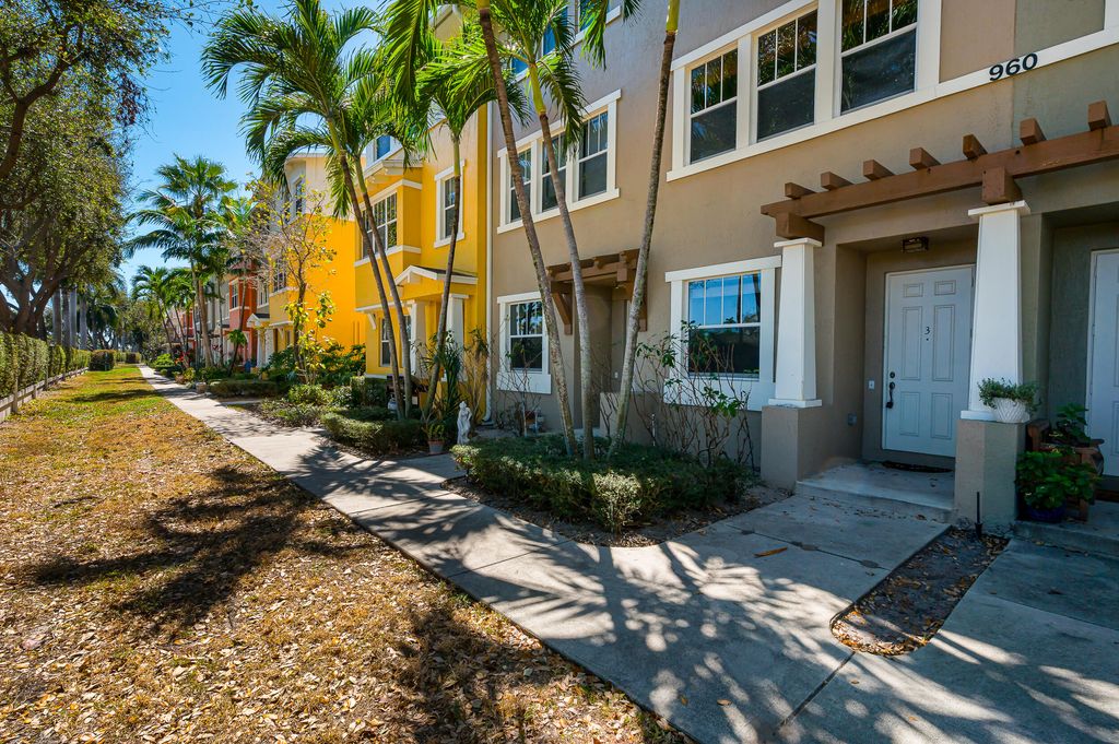 Photo of 960 Millbrae 3 Court #3, West Palm Beach, FL 33401 (MLS # R11167130)