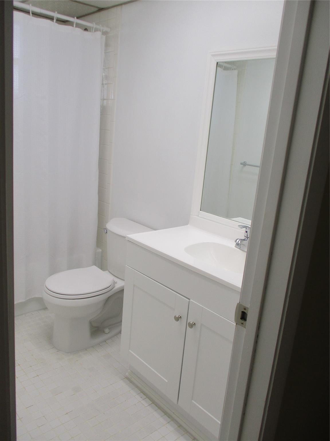 CONCORD VILLAGE - Residential Lease