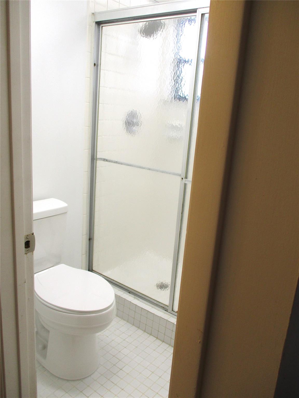 CONCORD VILLAGE - Residential Lease