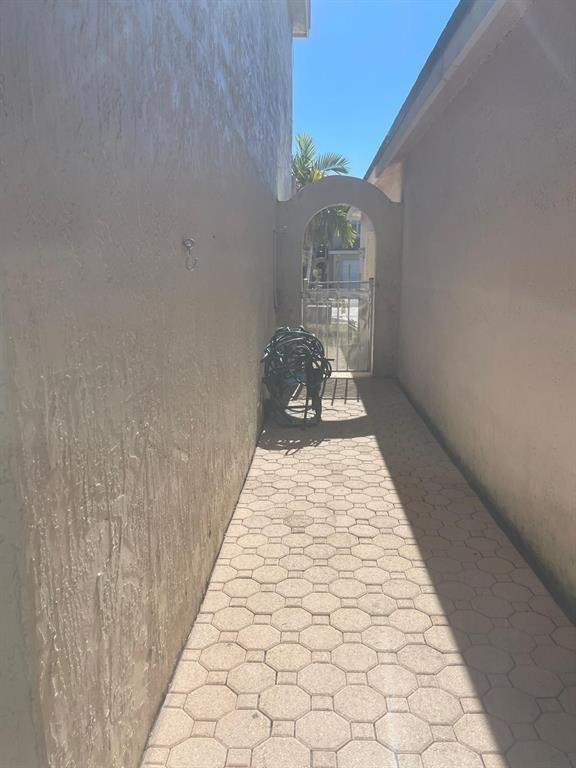 Crystal View Twnhms 3 - Residential Lease