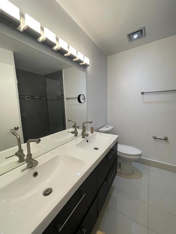 Crystal View Twnhms 3 - Residential Lease