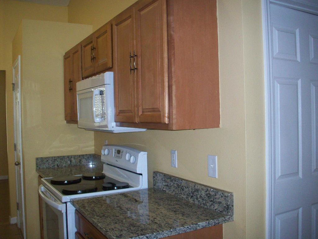 PORT ST LUCIE SECTION 9 - Residential Lease