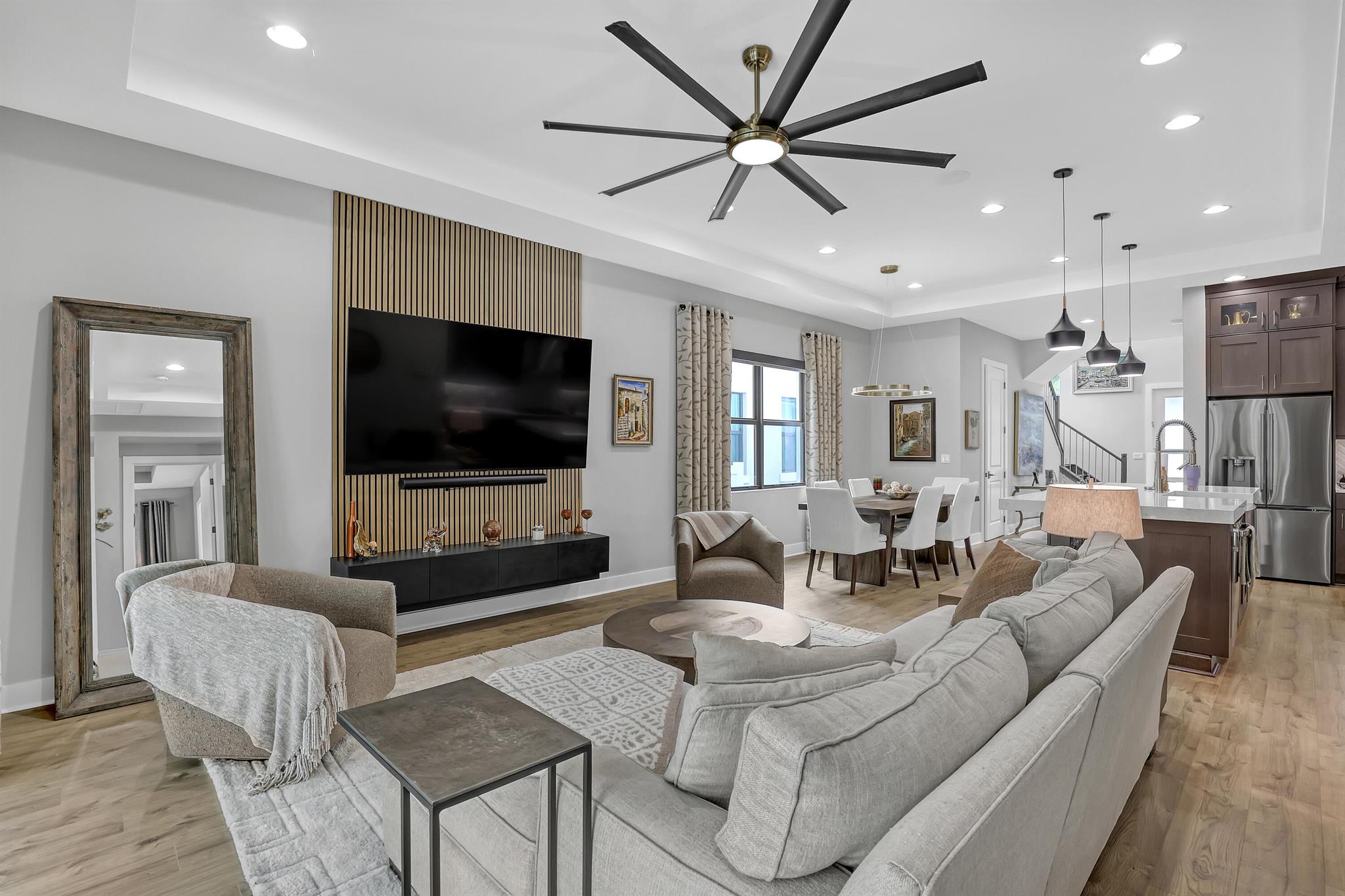13525 Artisan Circle