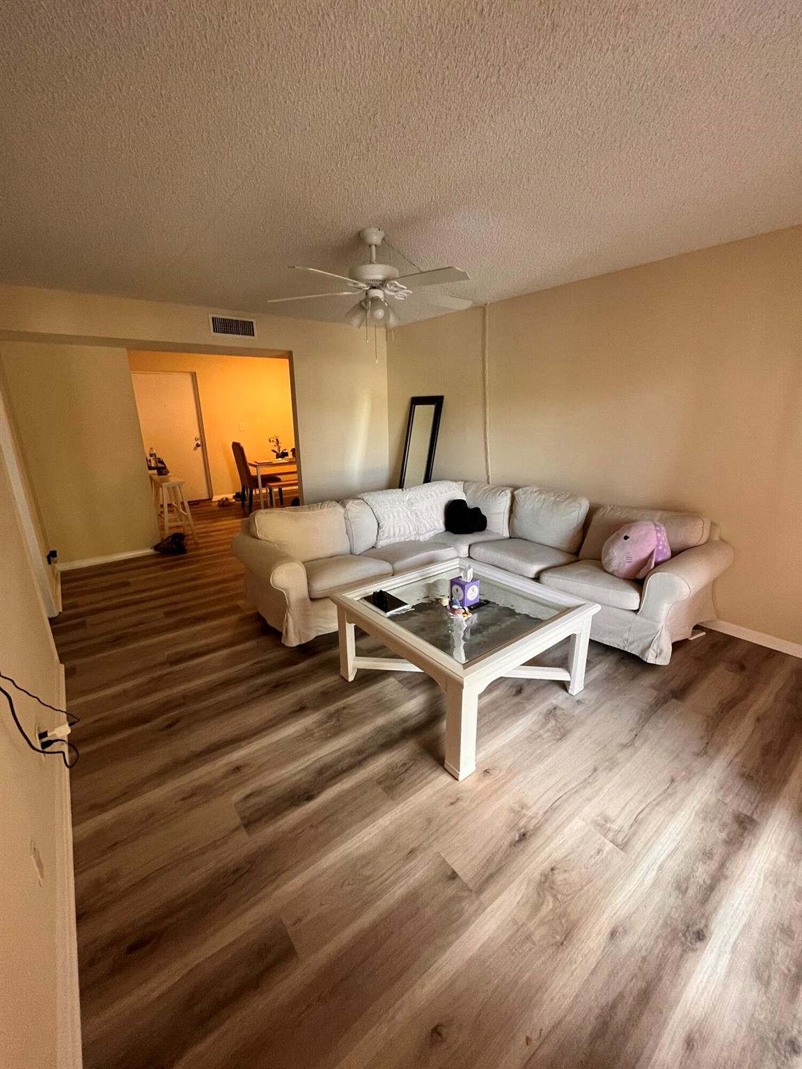 CASA DEL RIO CONDO - Residential Lease
