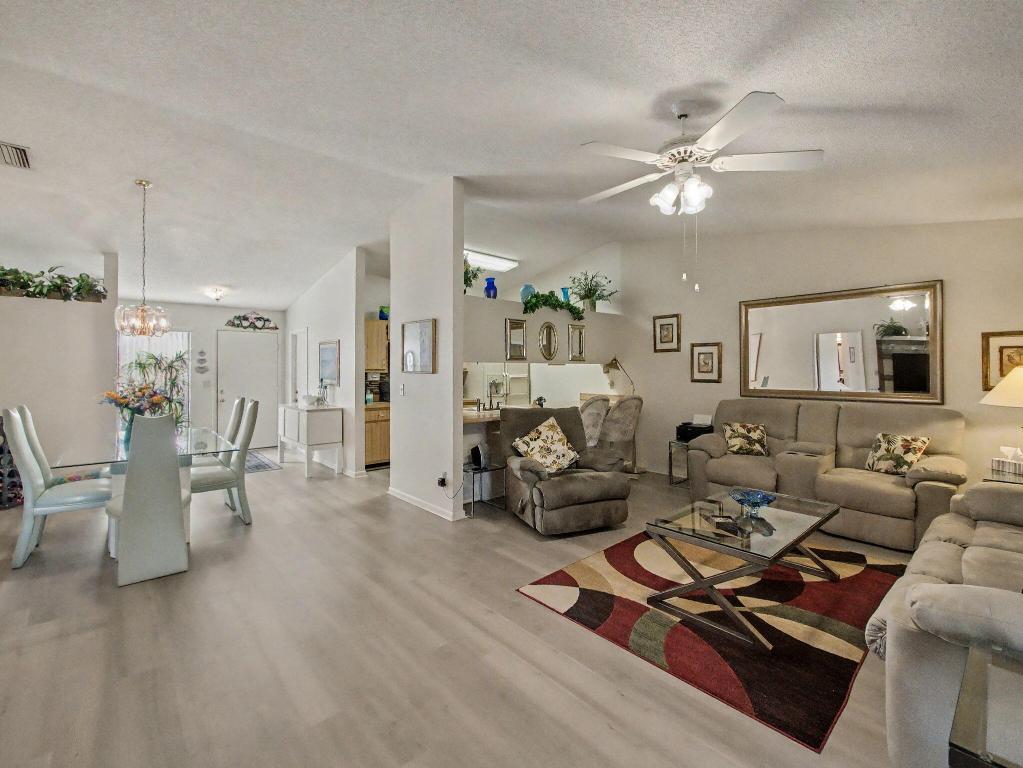 BOYNTON LAKES 3-B - Residential