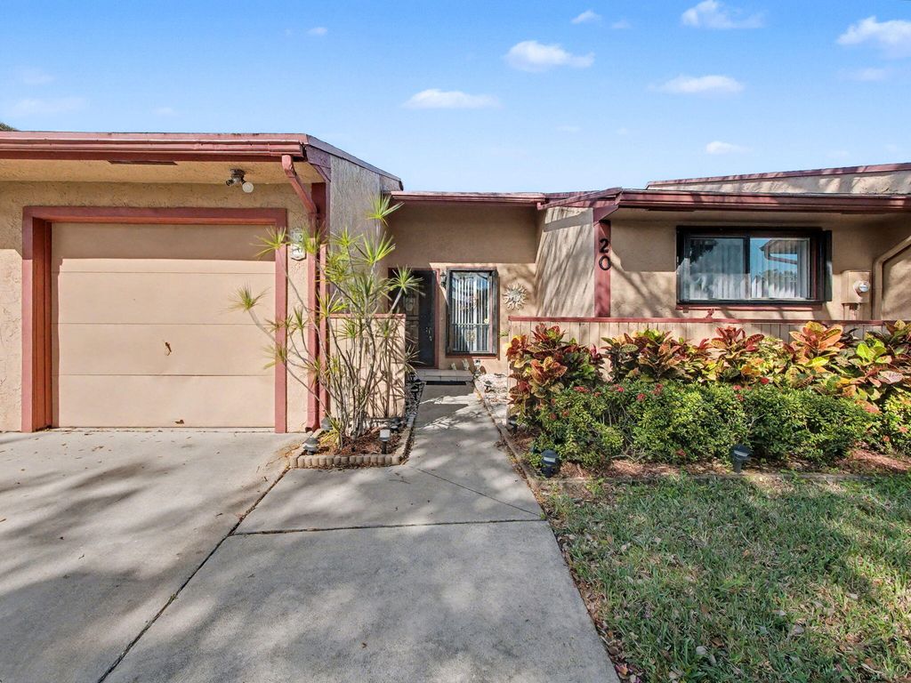 Photo of 20 Walcott Drive, Boynton Beach, FL 33426 (MLS # R11156866)
