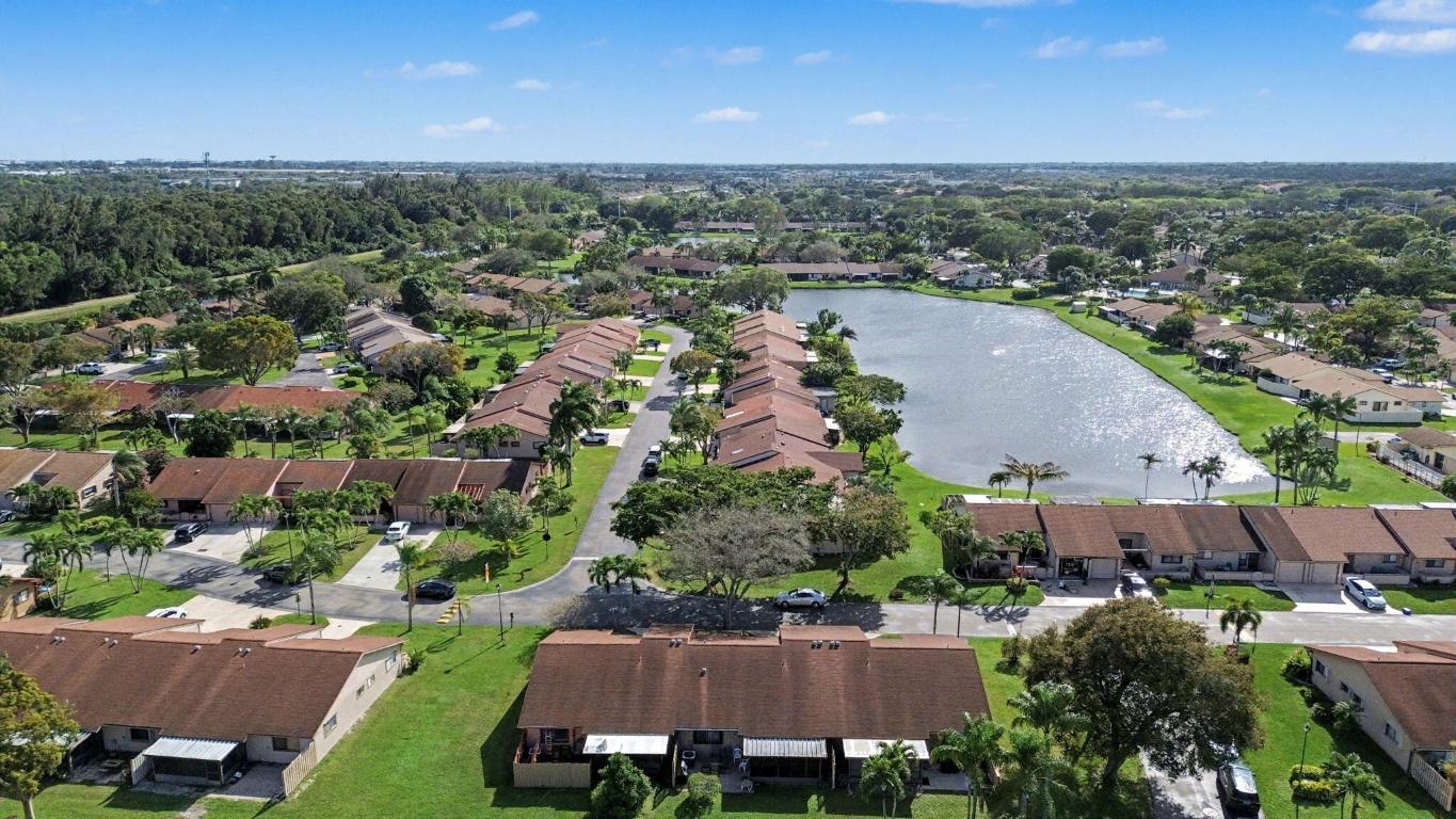 BOYNTON LAKES 3-B - Residential