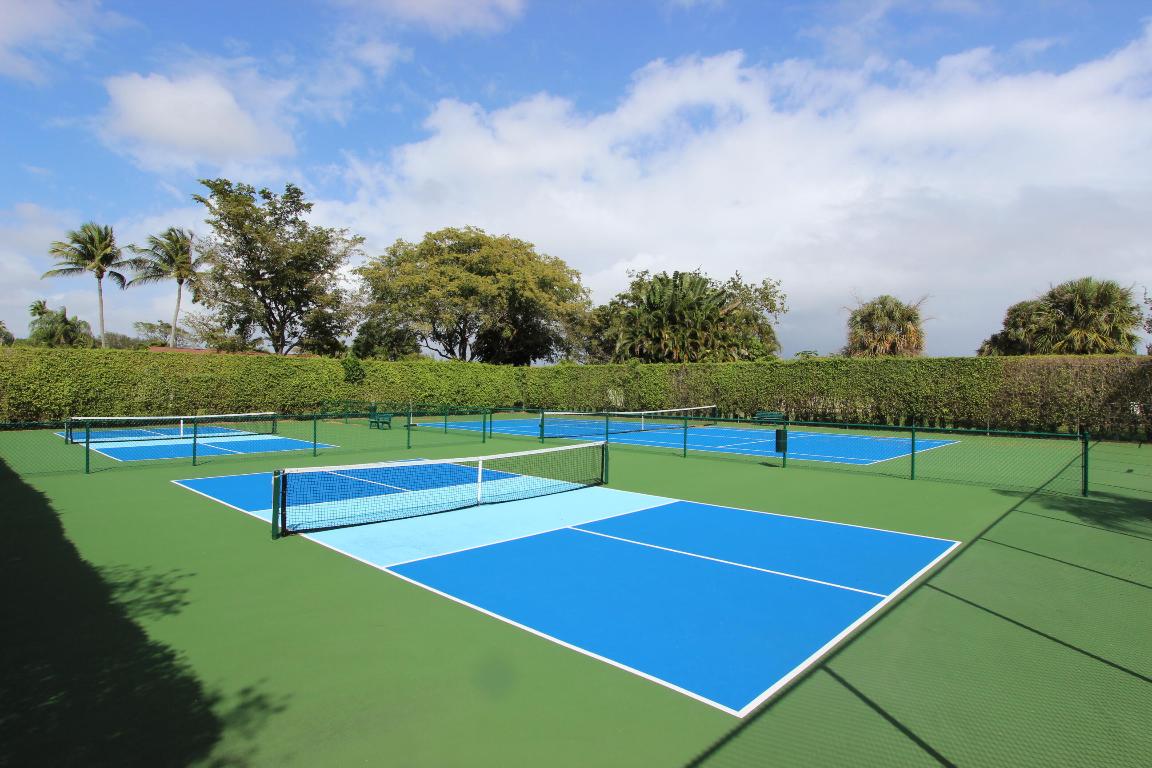 BOYNTON LAKES 3-B - Residential