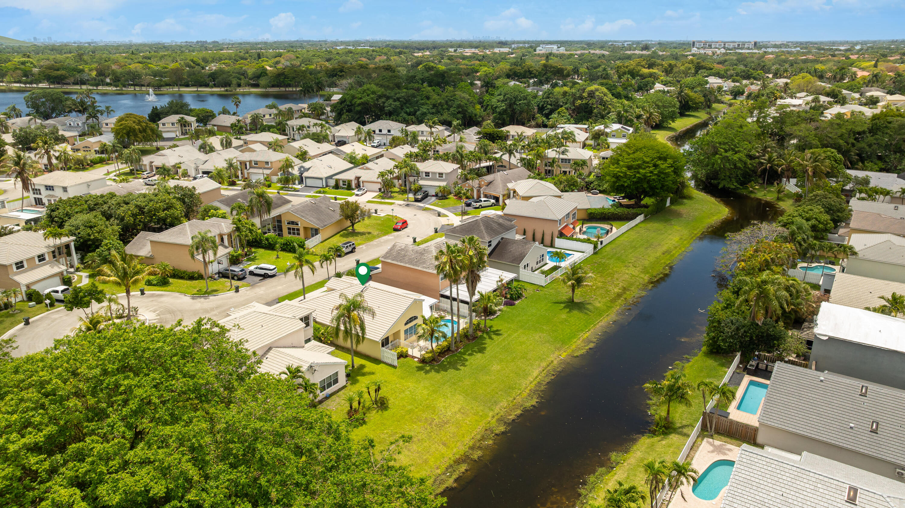 Lauren's Turn - Residential