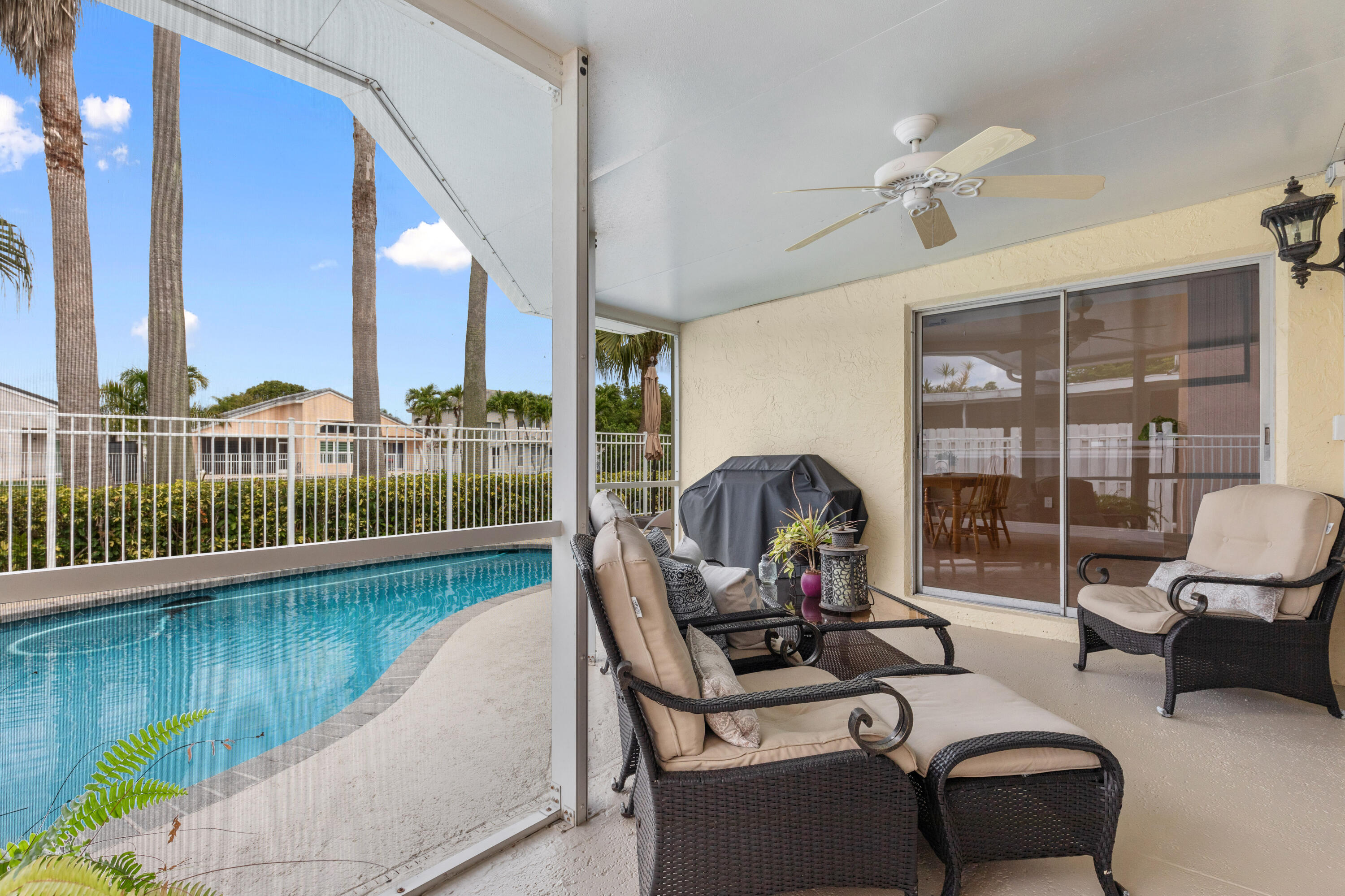 Lauren's Turn - Residential