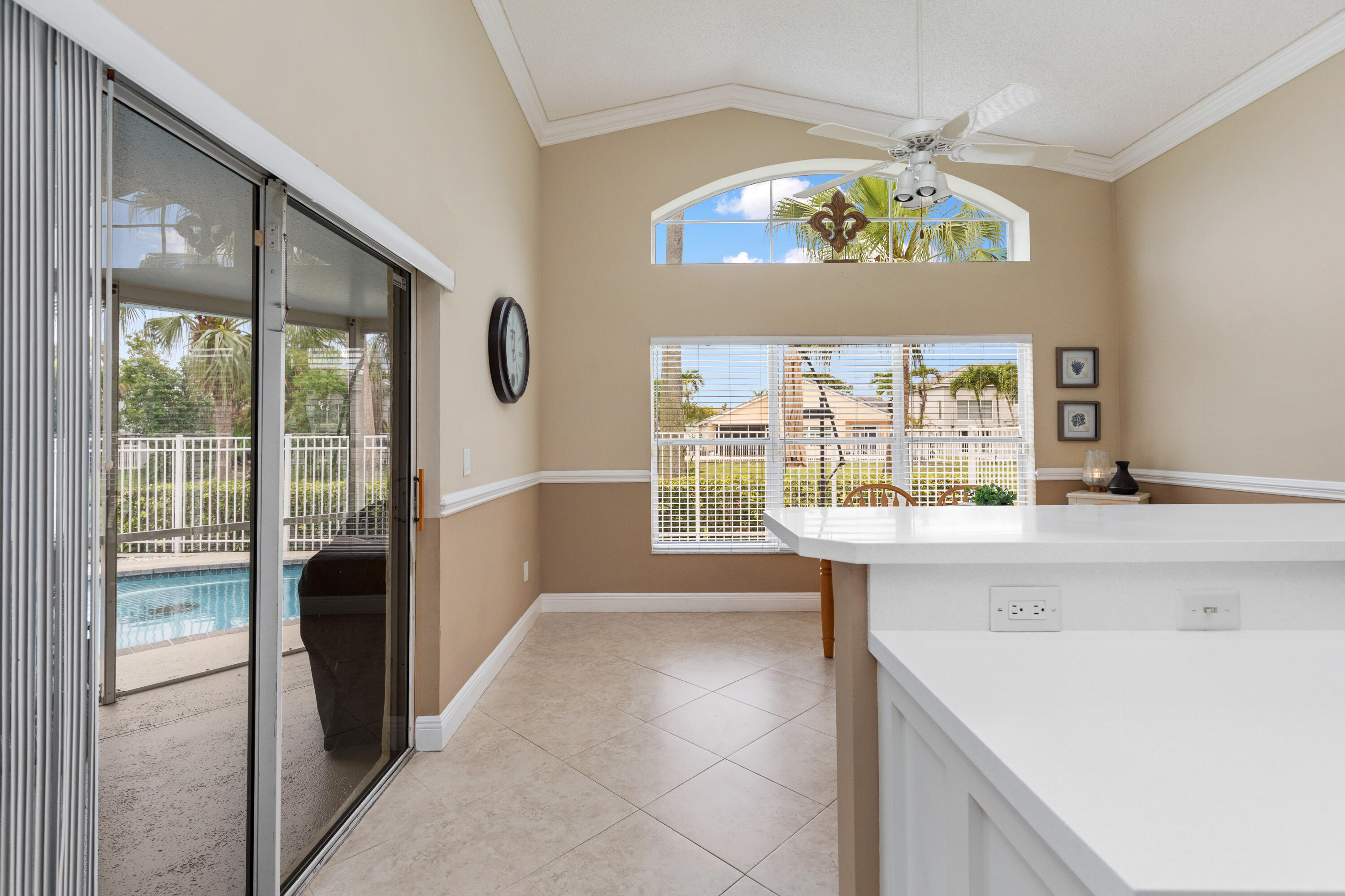 Lauren's Turn - Residential