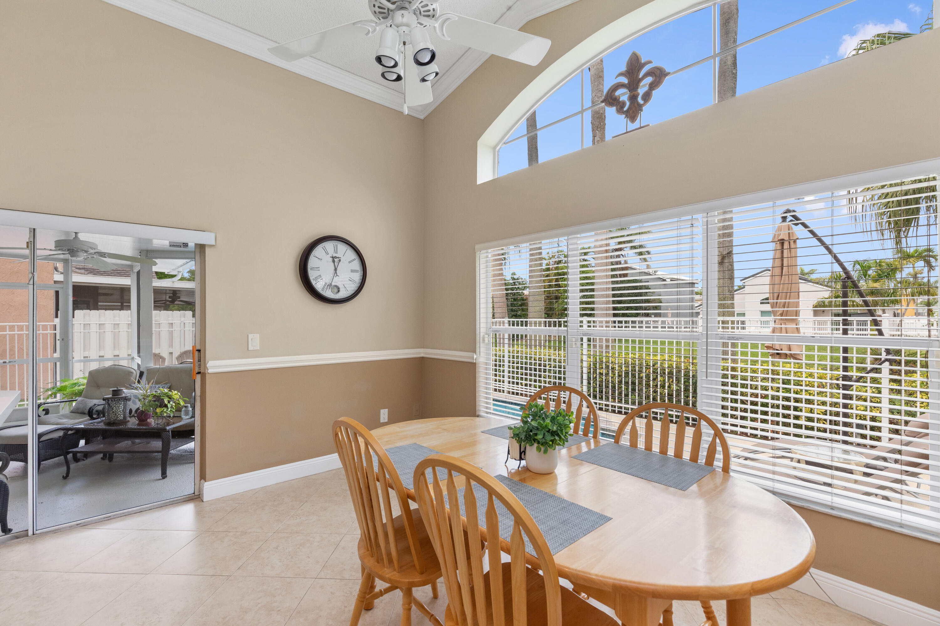 Lauren's Turn - Residential