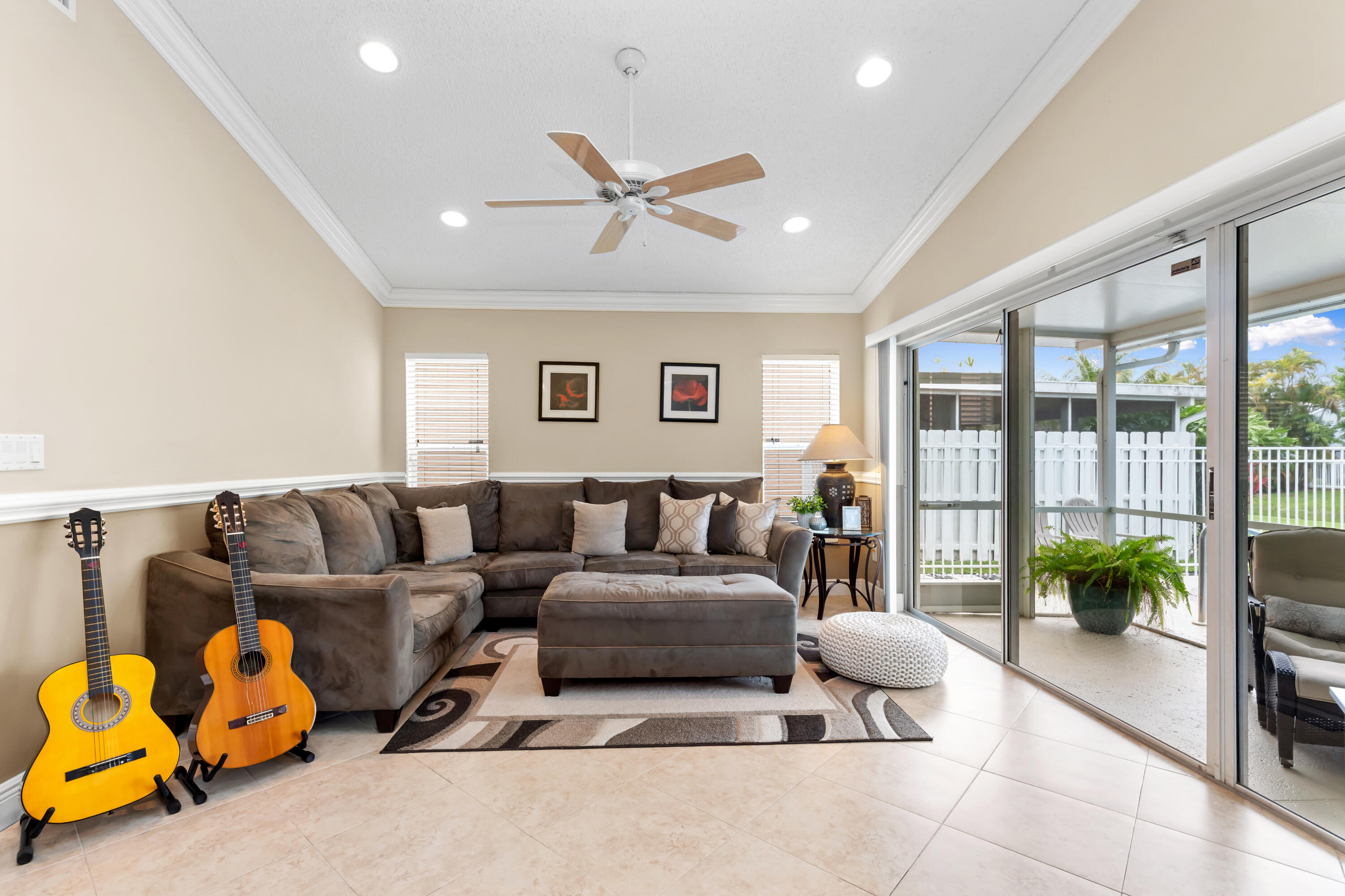 Lauren's Turn - Residential