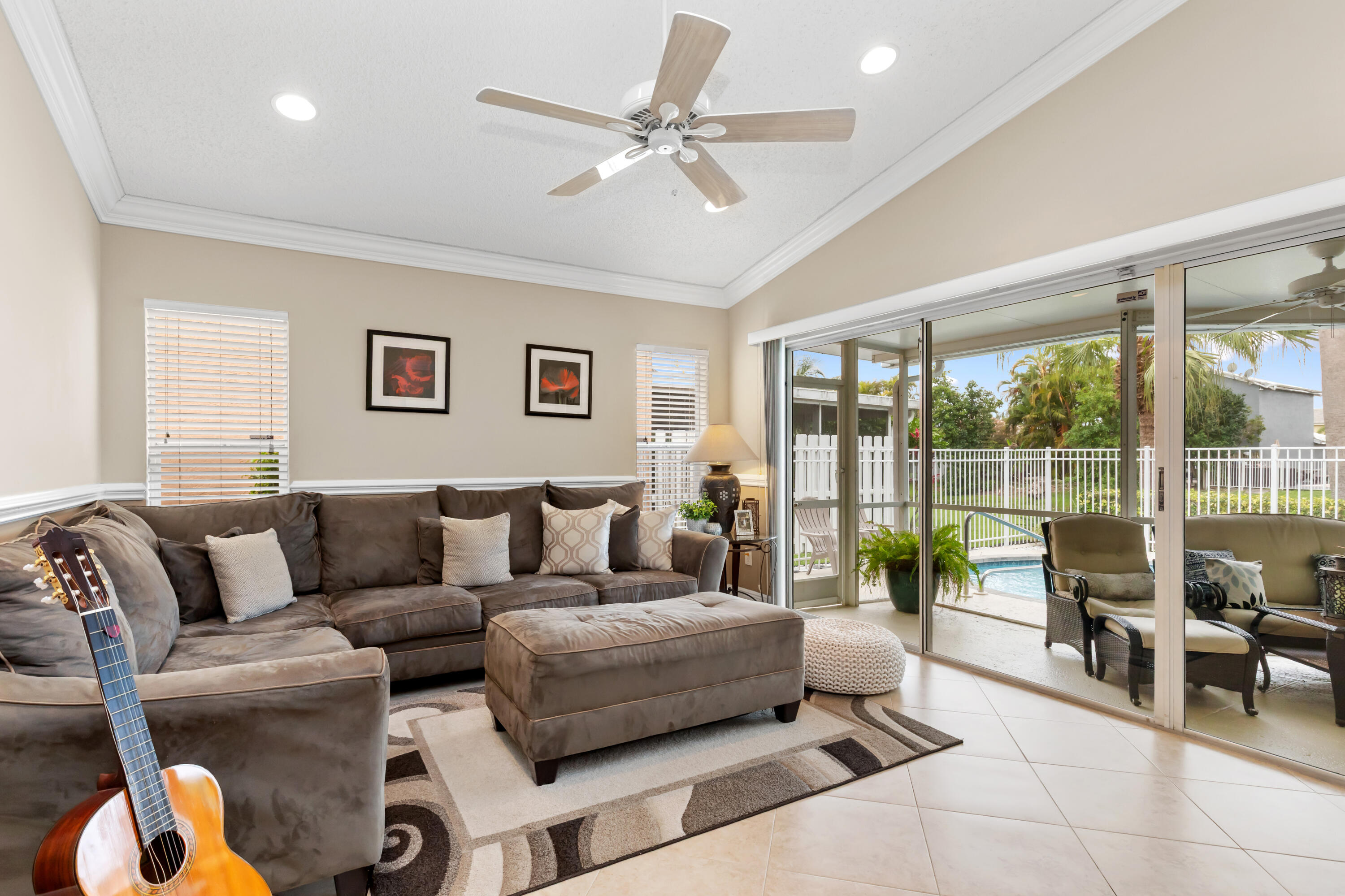 Lauren's Turn - Residential