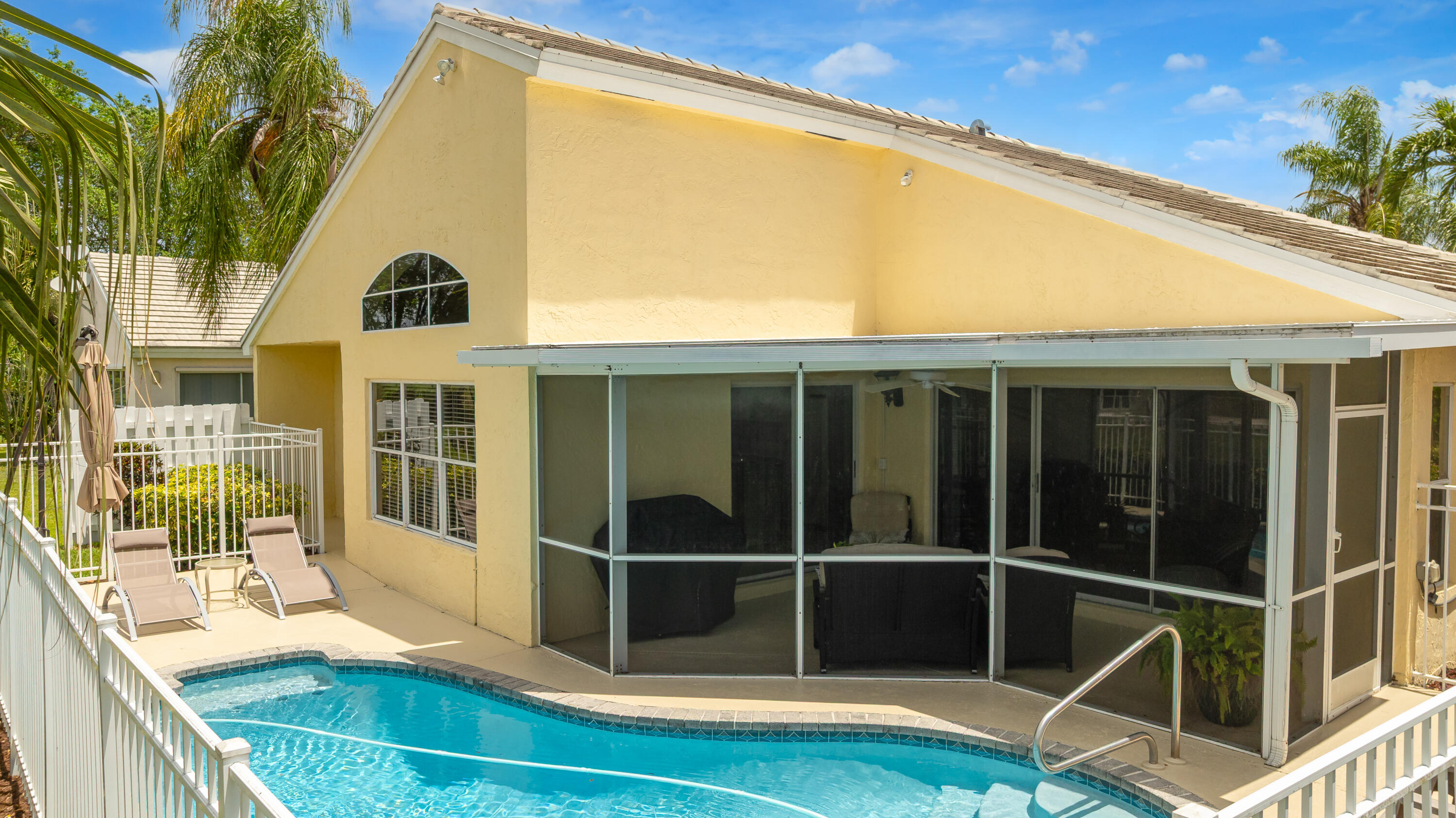 Lauren's Turn - Residential