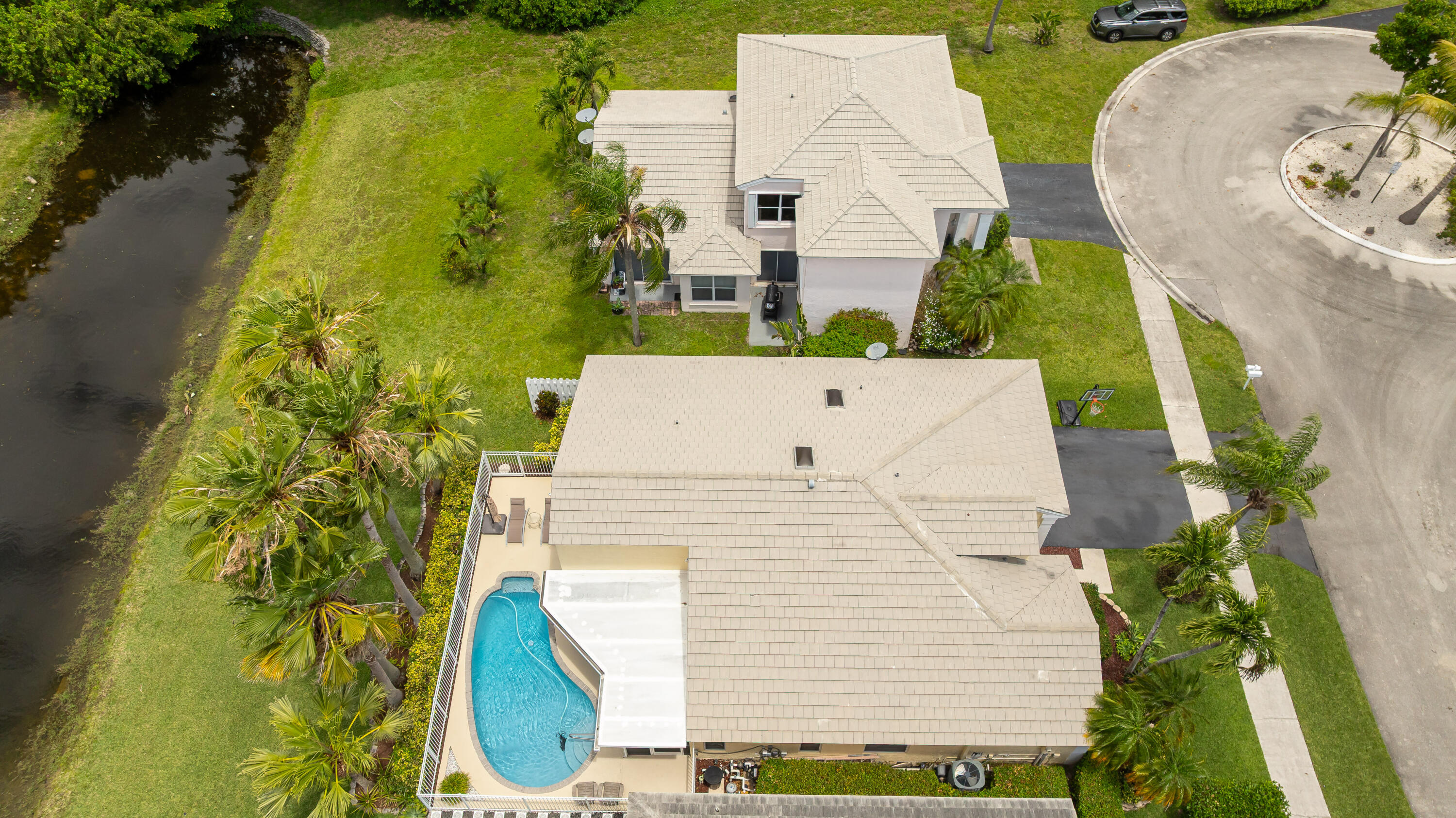 Lauren's Turn - Residential