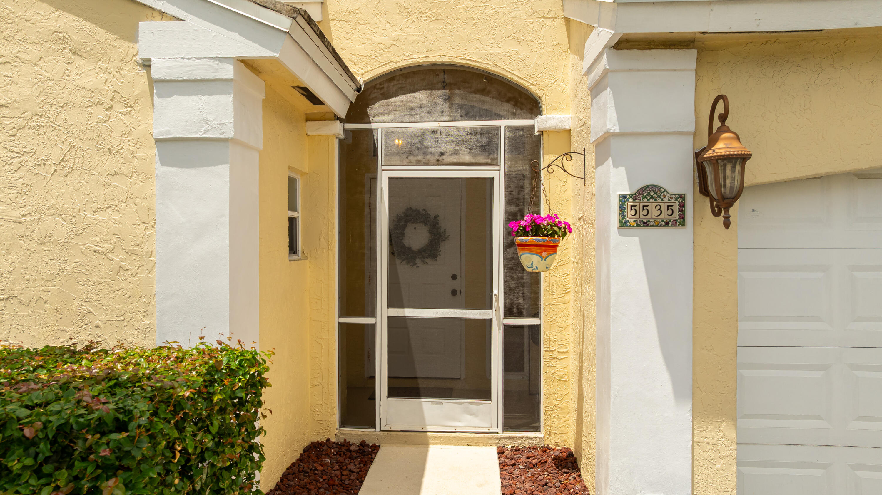 Lauren's Turn - Residential