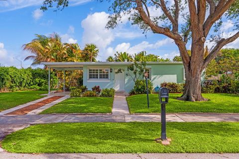 1439 W Broome Street Lantana FL 33462