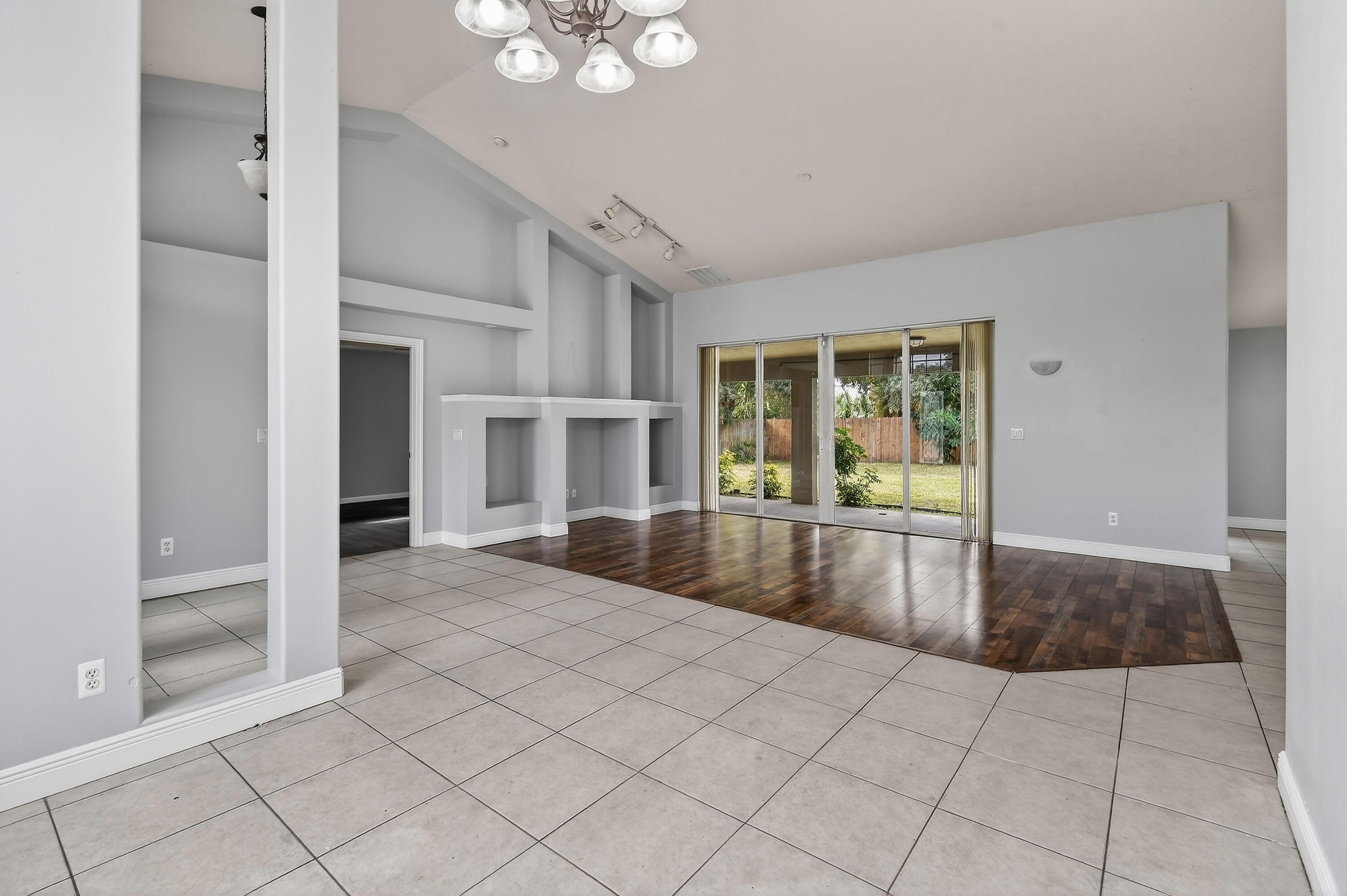 PORT ST LUCIE SECTION  22 - Residential