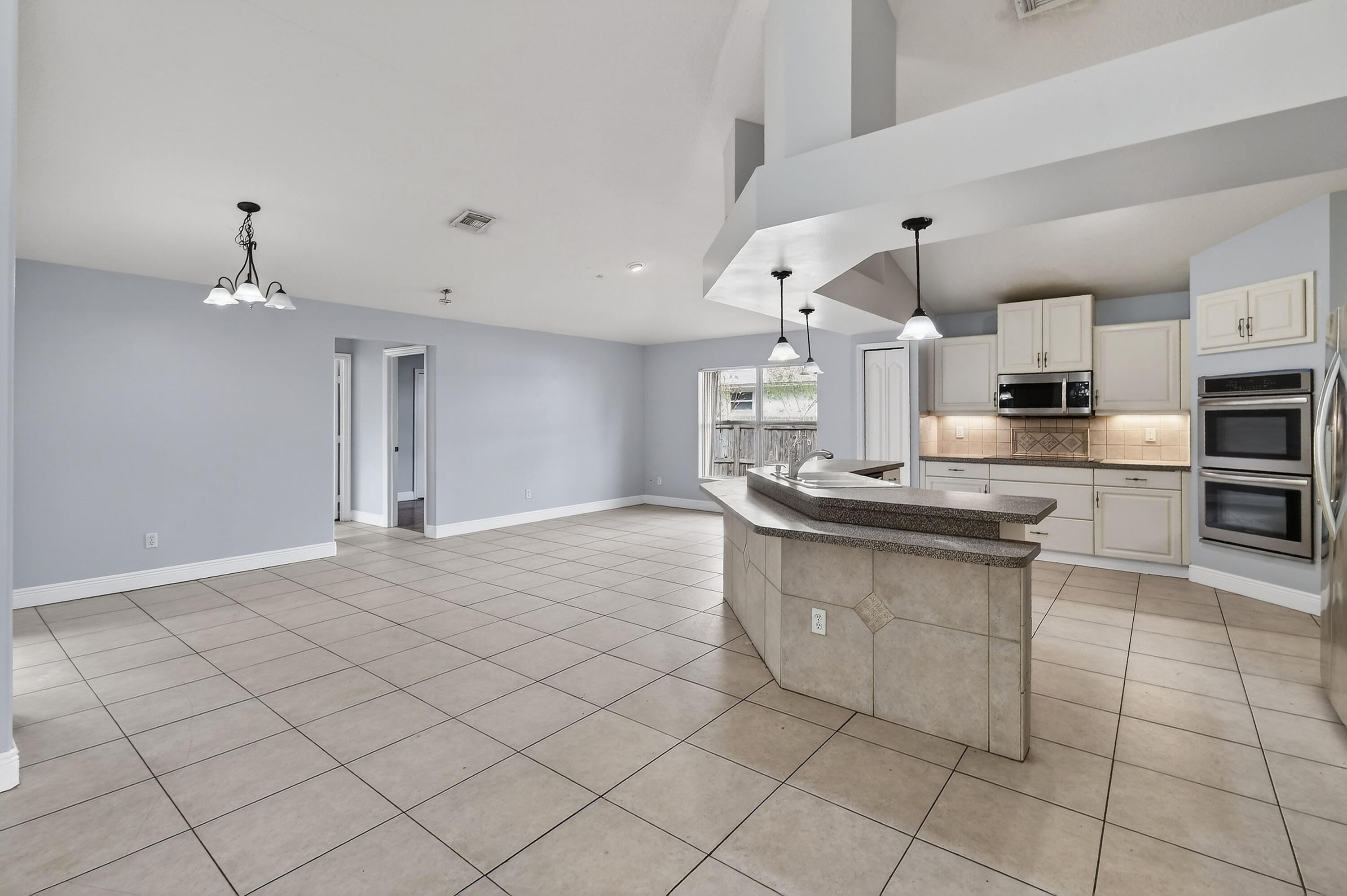 PORT ST LUCIE SECTION  22 - Residential