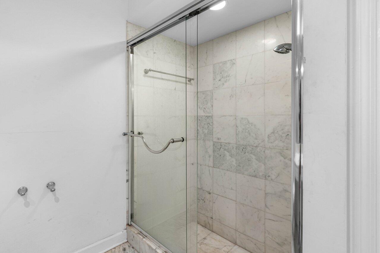 HIDDEN KEY NORTH - Residential