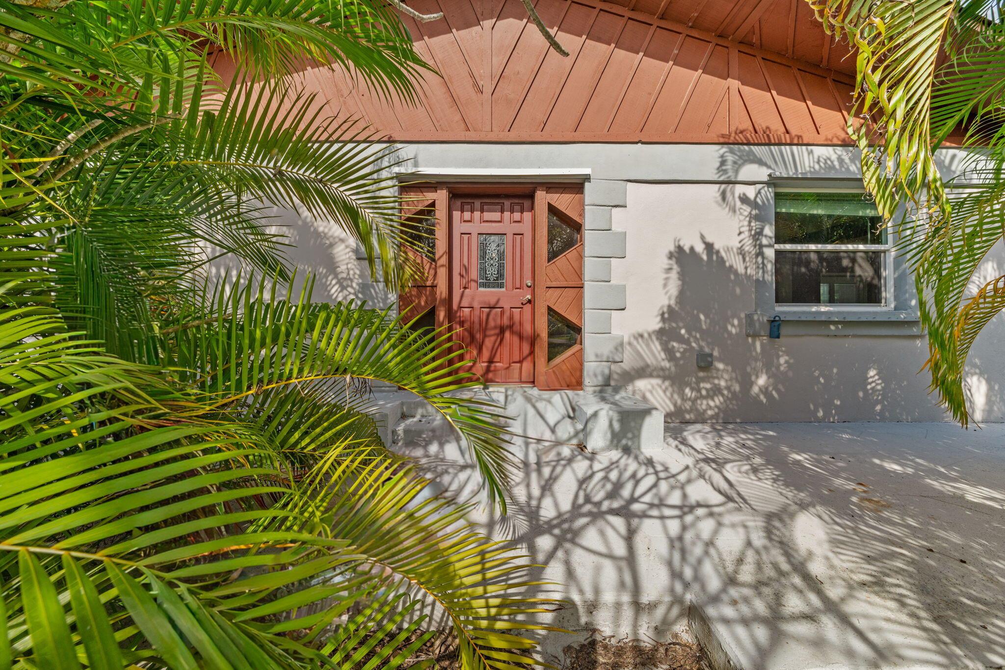 LOXAHATCHEE GROVES - Residential