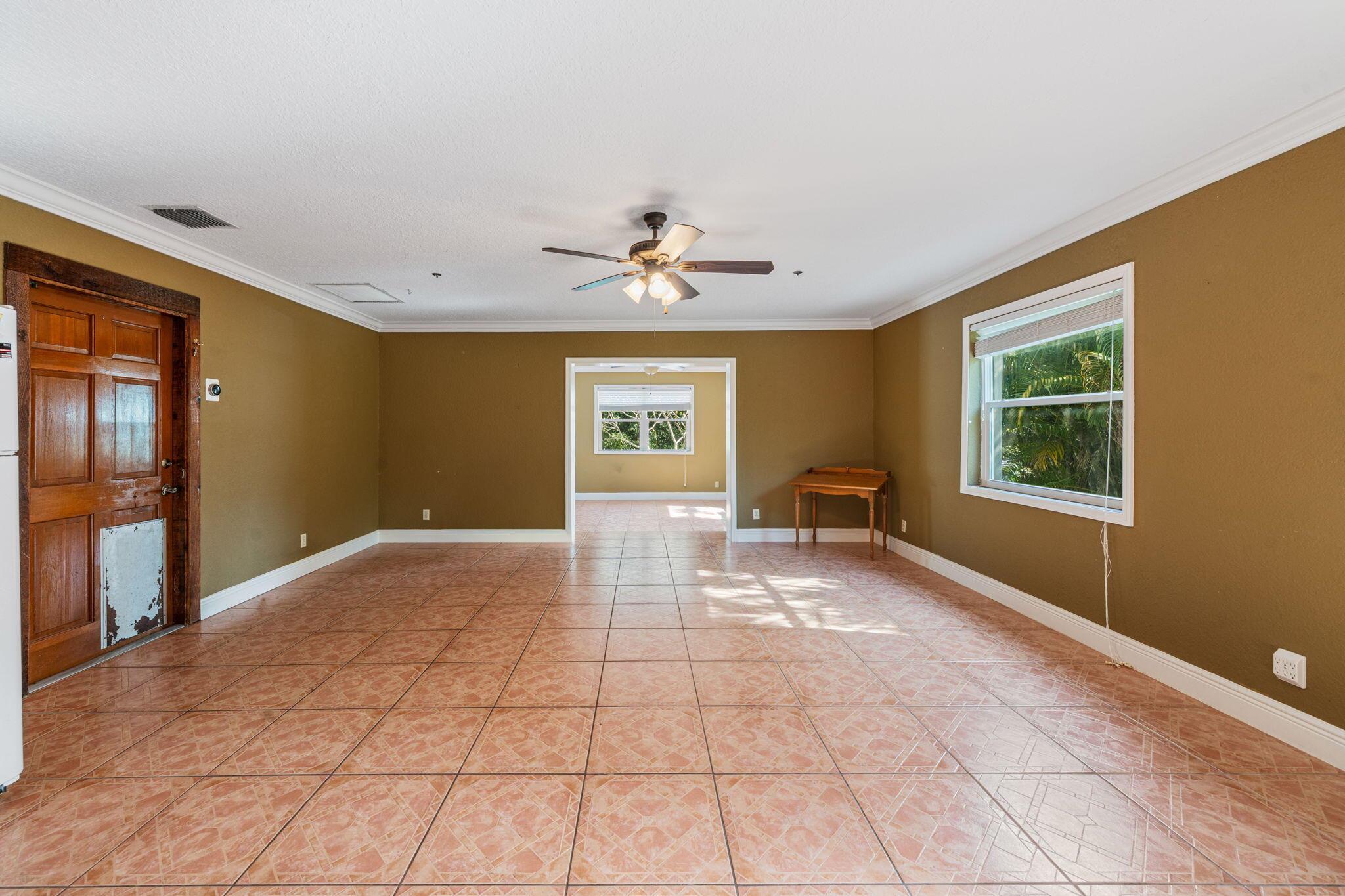 LOXAHATCHEE GROVES - Residential