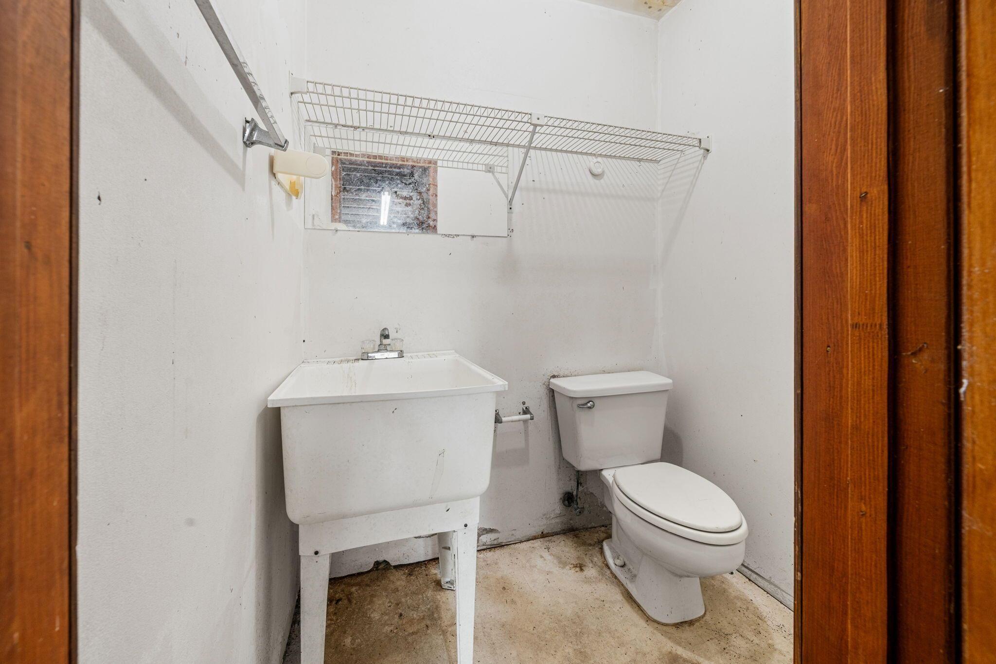 LOXAHATCHEE GROVES - Residential