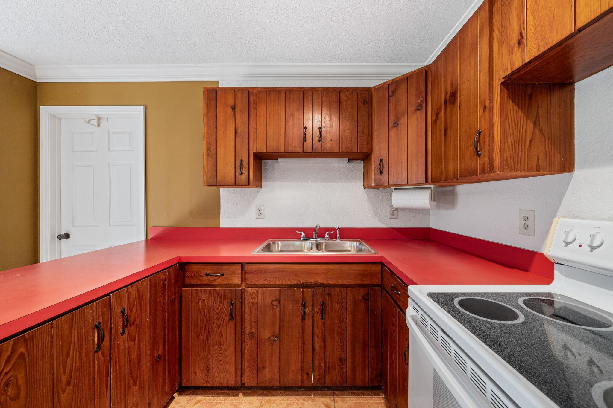 LOXAHATCHEE GROVES - Residential