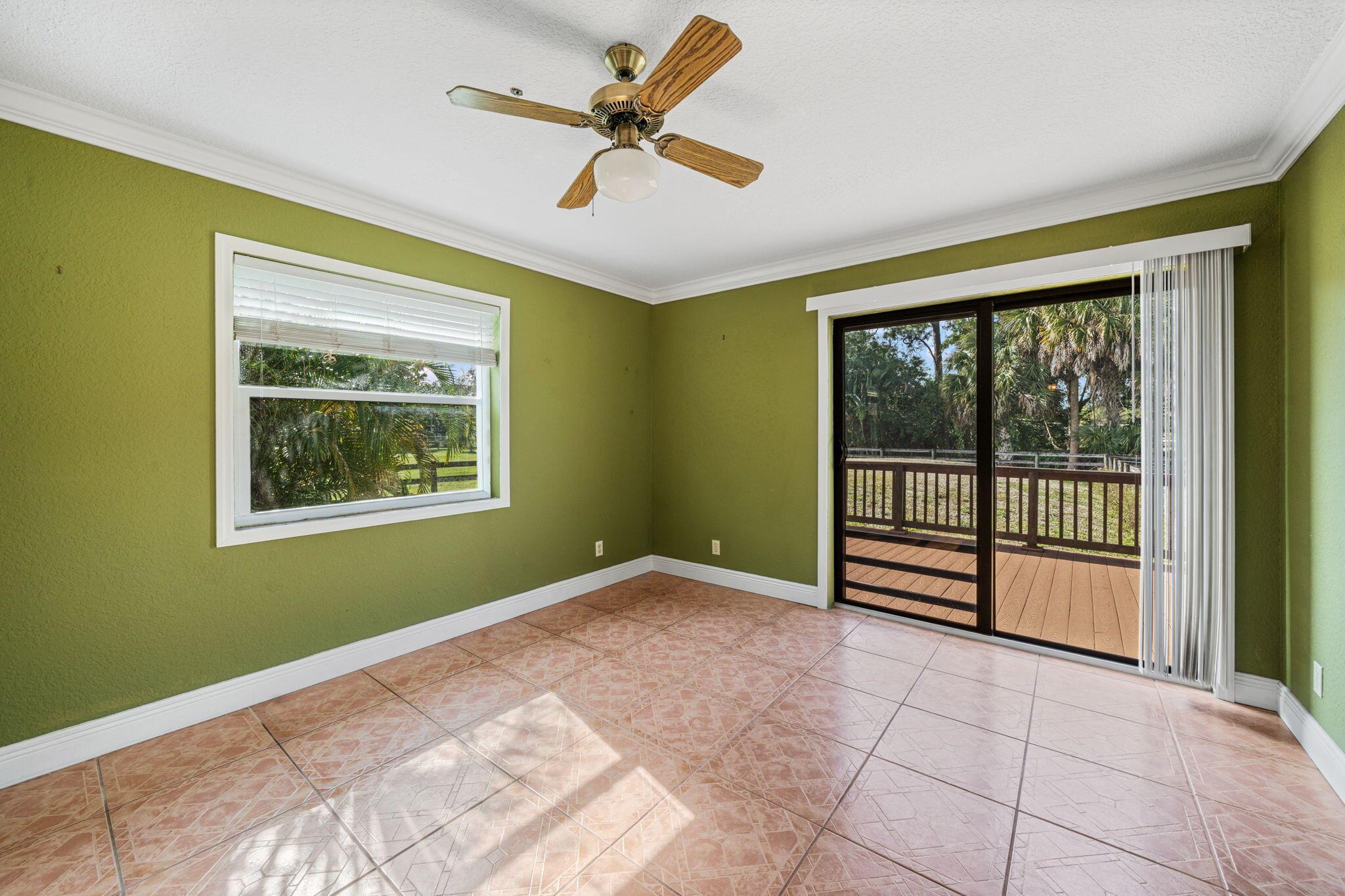 LOXAHATCHEE GROVES - Residential