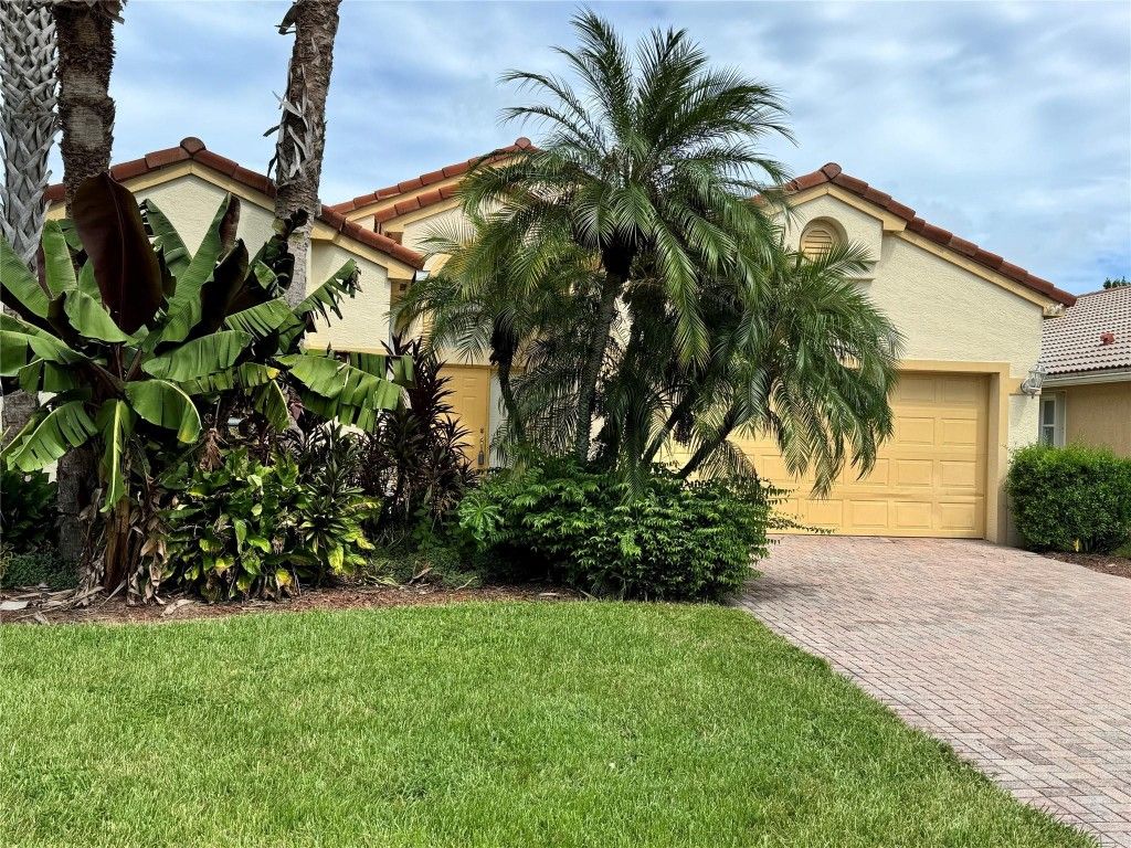 Photo of 1057 SE Westminster Place, Stuart, FL 34997 (MLS # F10462988)