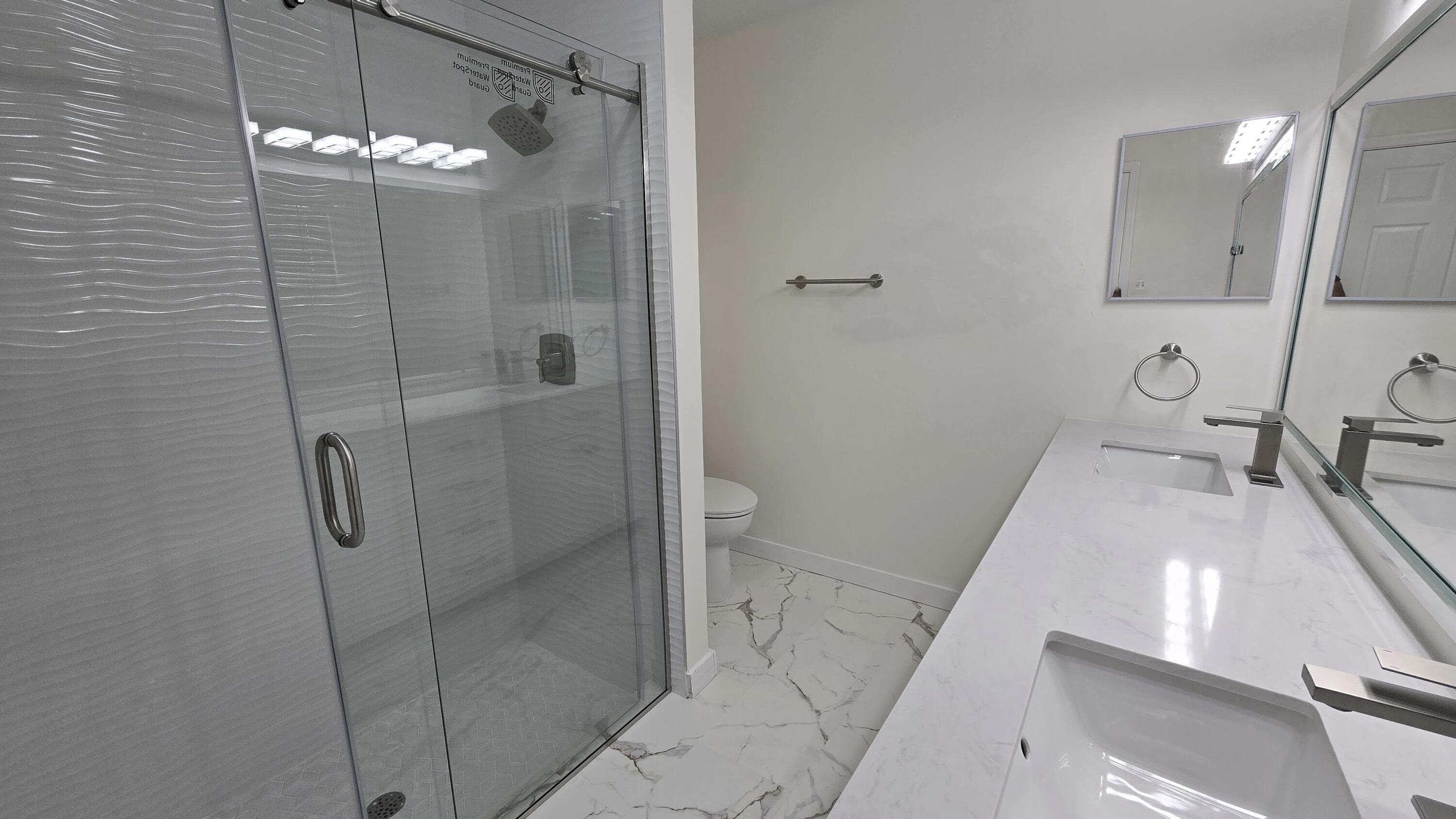 5622 Royal Lake Circle