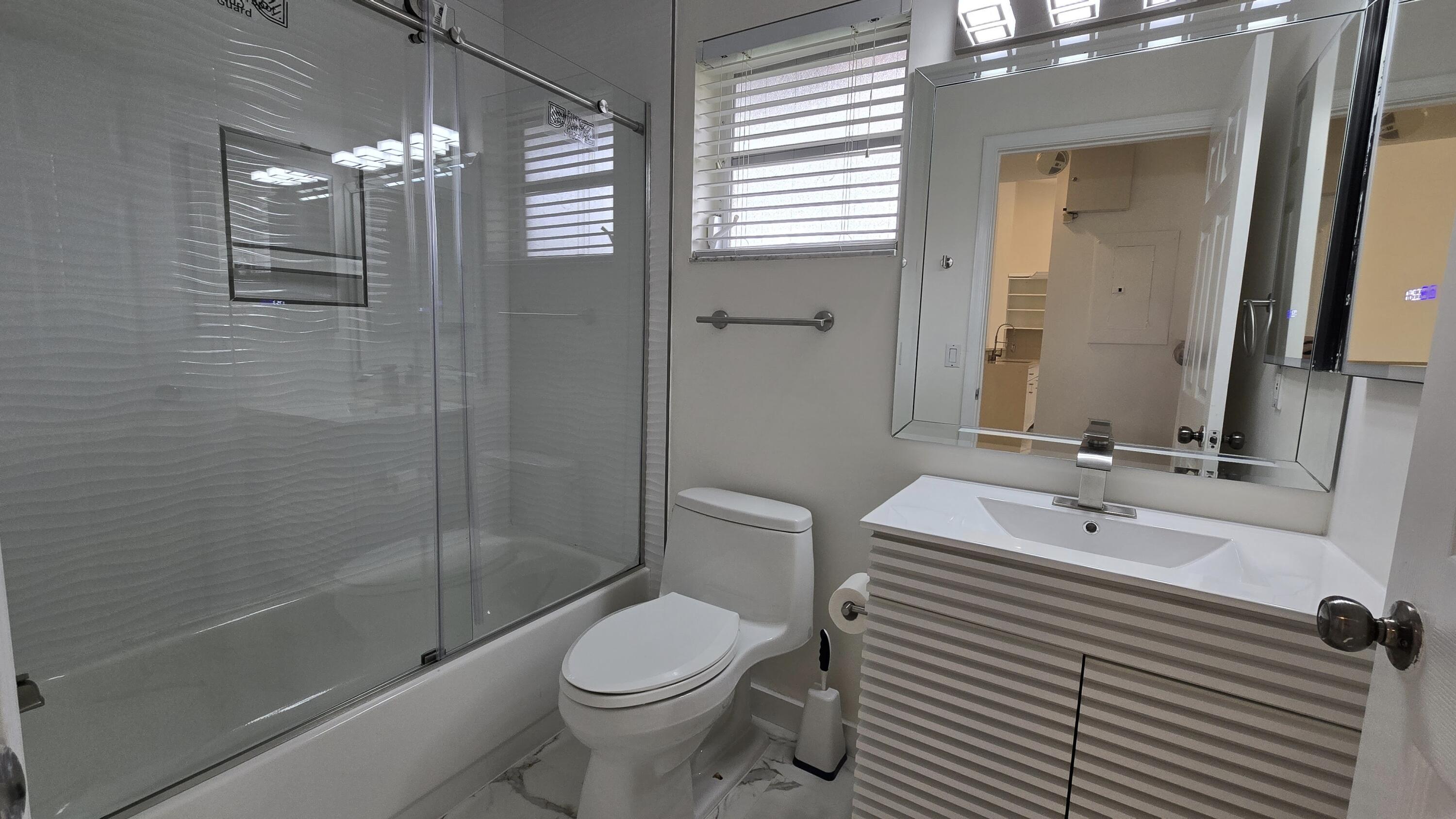 CORAL LAKES V - Residential