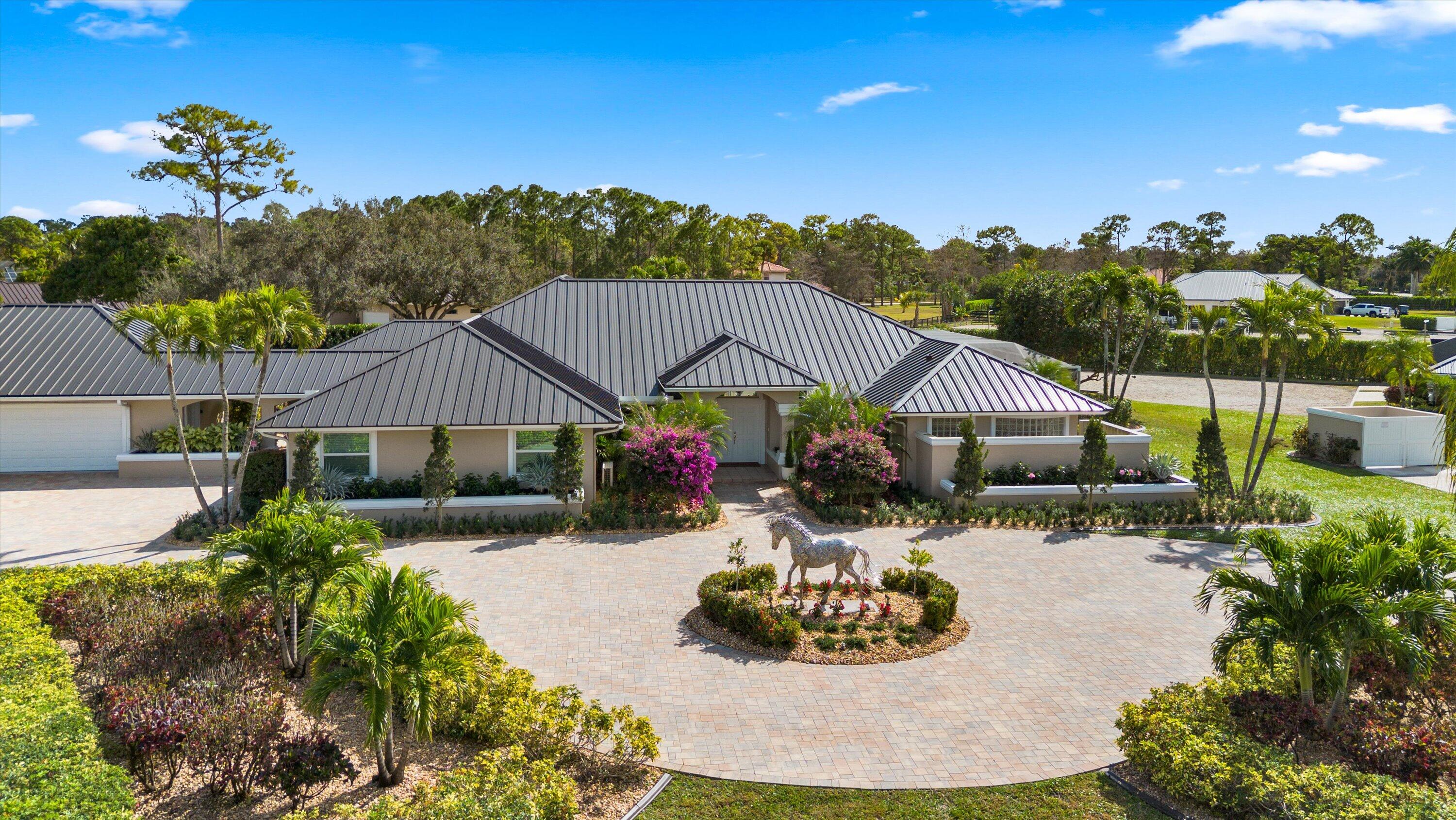 PADDOCK PARK 2 OF WELLINGTON - Residential