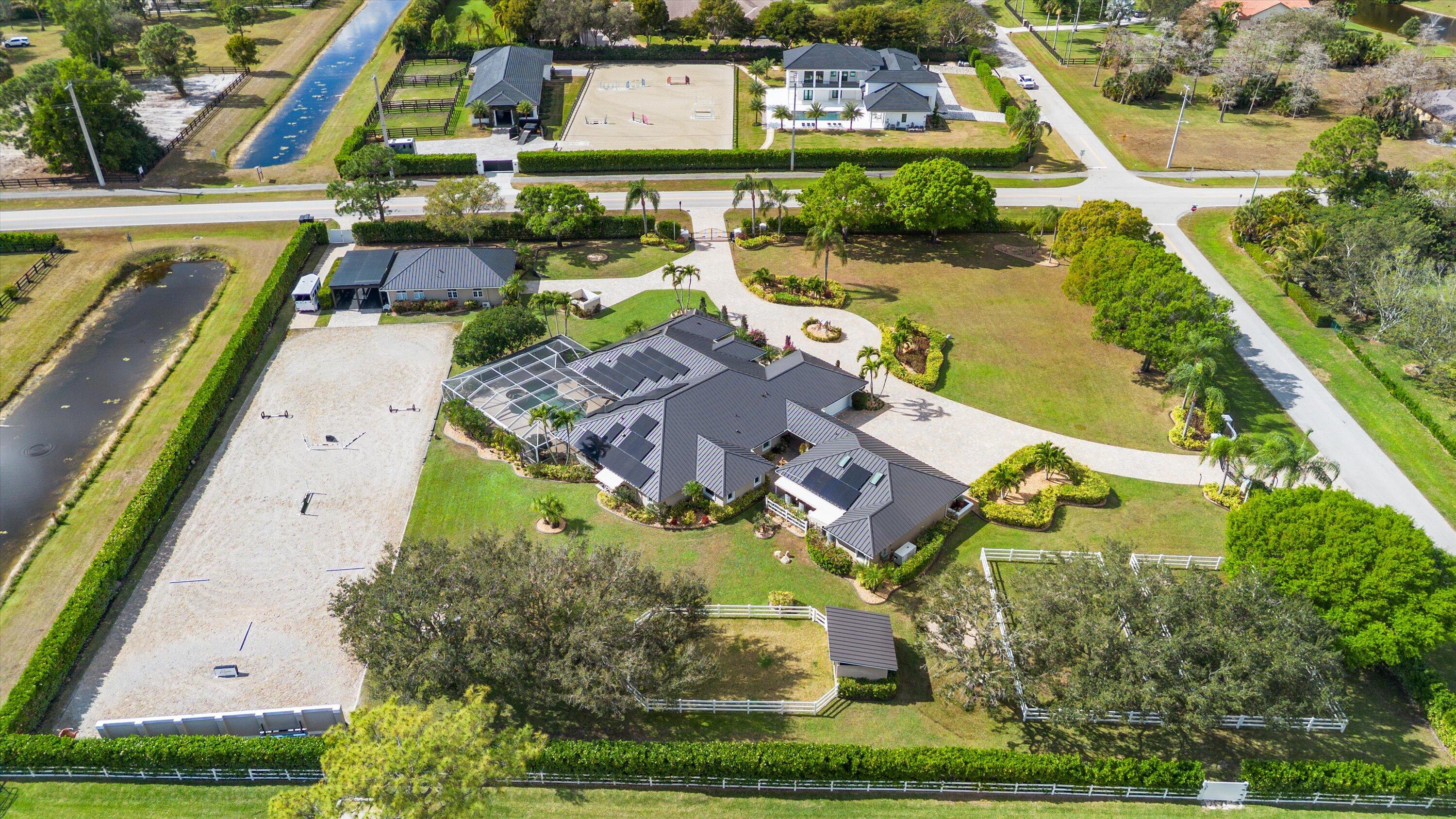 PADDOCK PARK 2 OF WELLINGTON - Residential