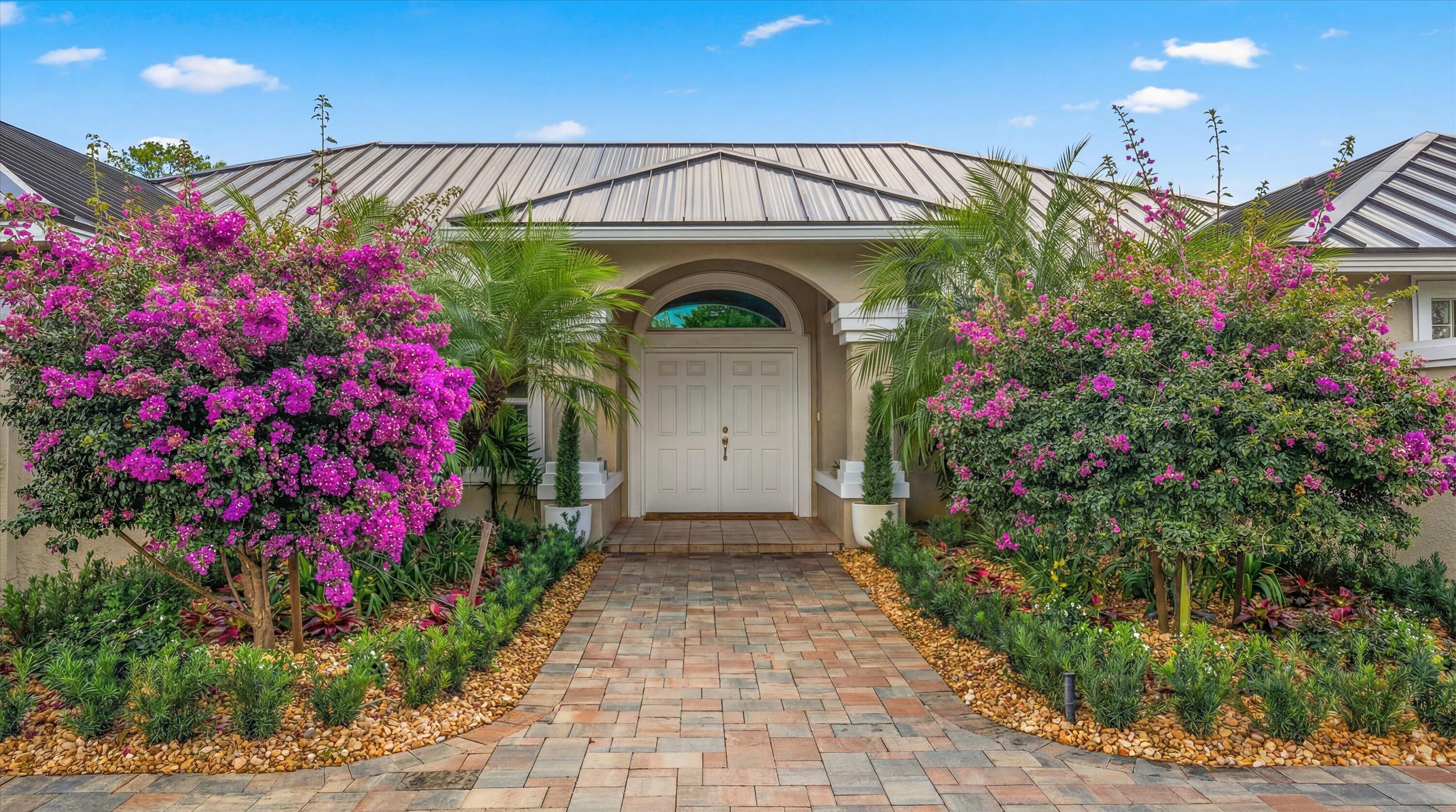 PADDOCK PARK 2 OF WELLINGTON - Residential