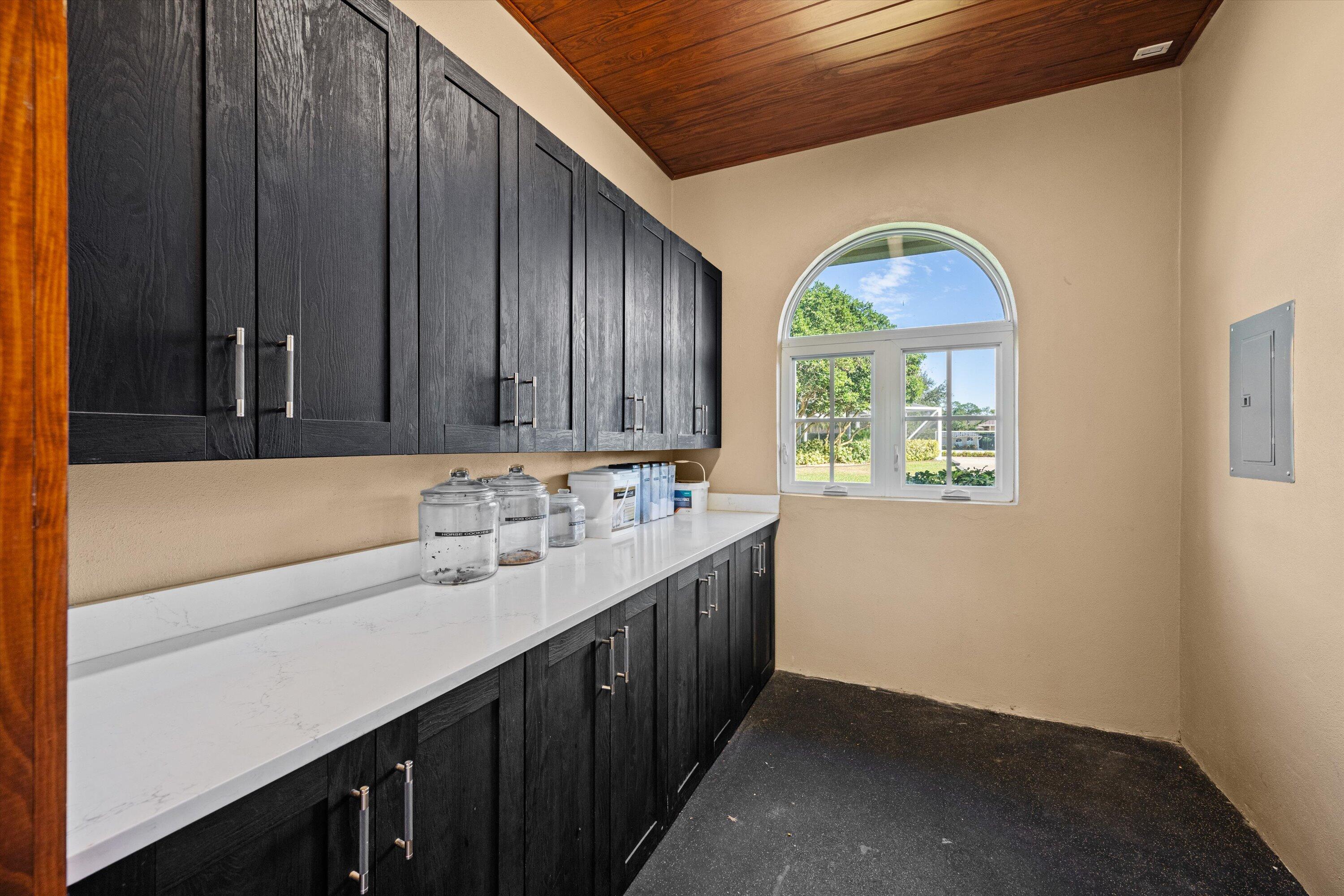 PADDOCK PARK 2 OF WELLINGTON - Residential