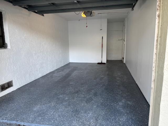 3951 NE 19th Rd 1704