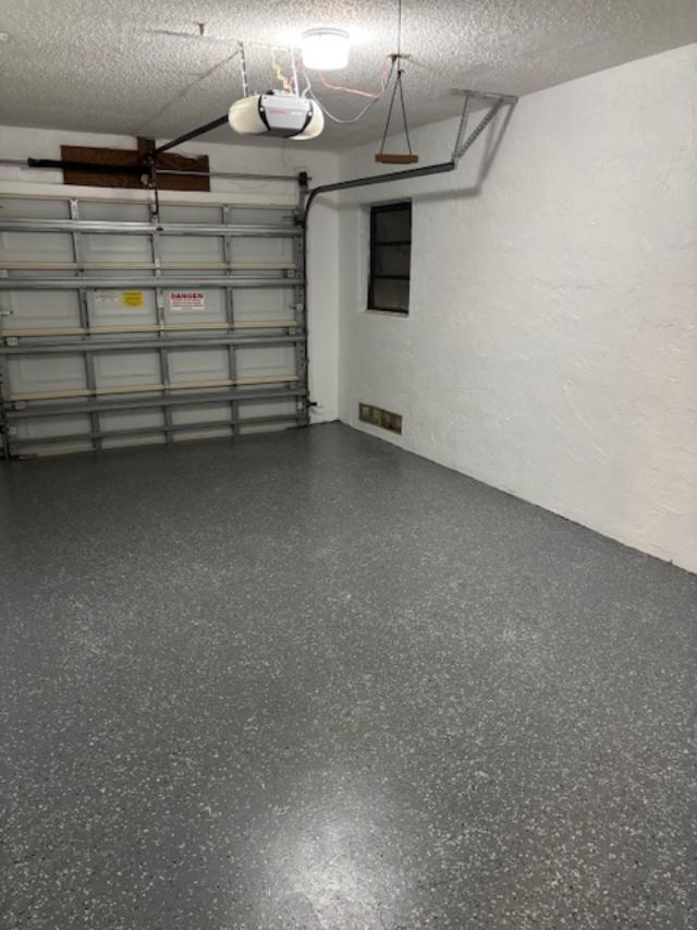 3951 NE 19th Rd 1704