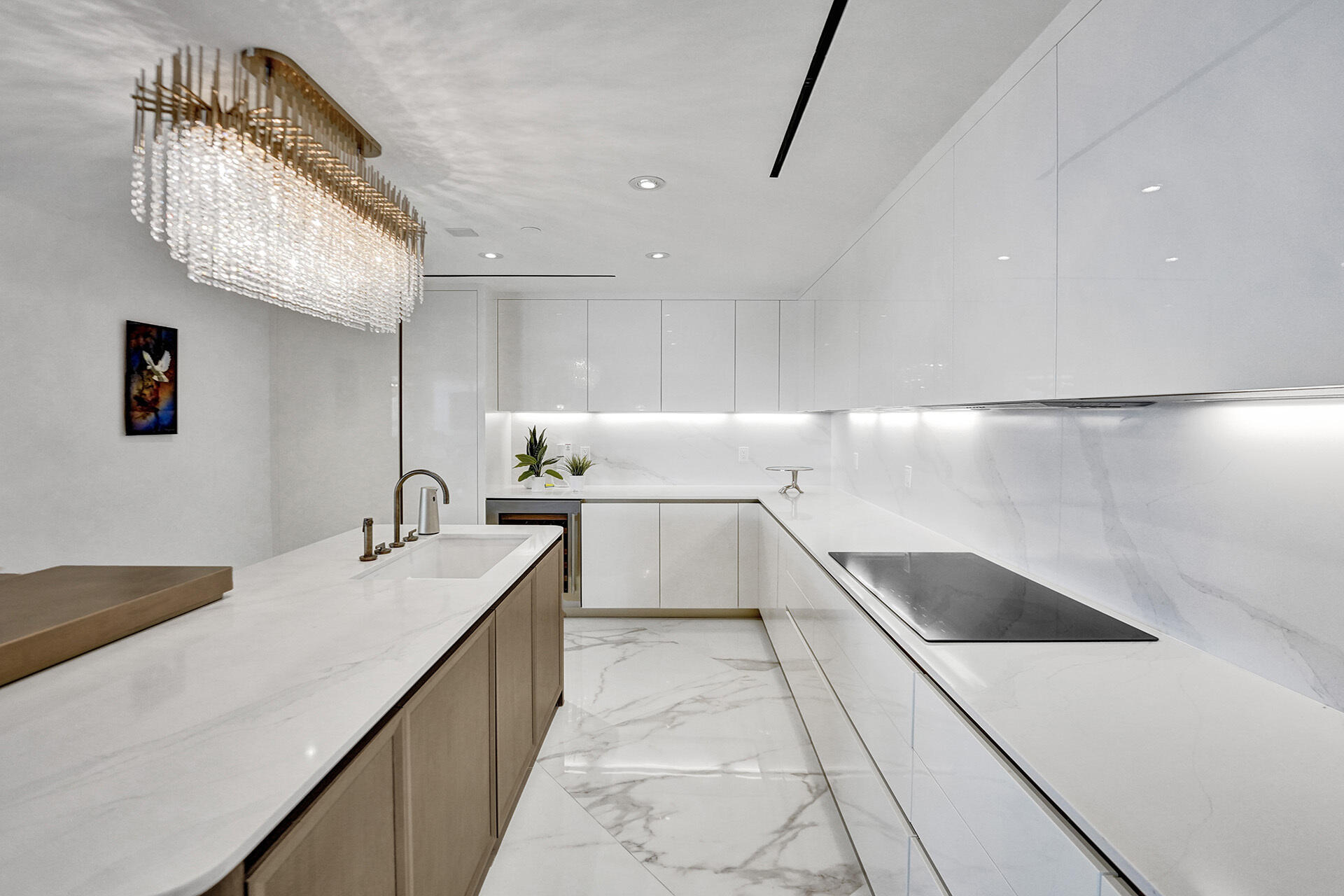 525 N Fort Lauderdale Beach Boulevard 703