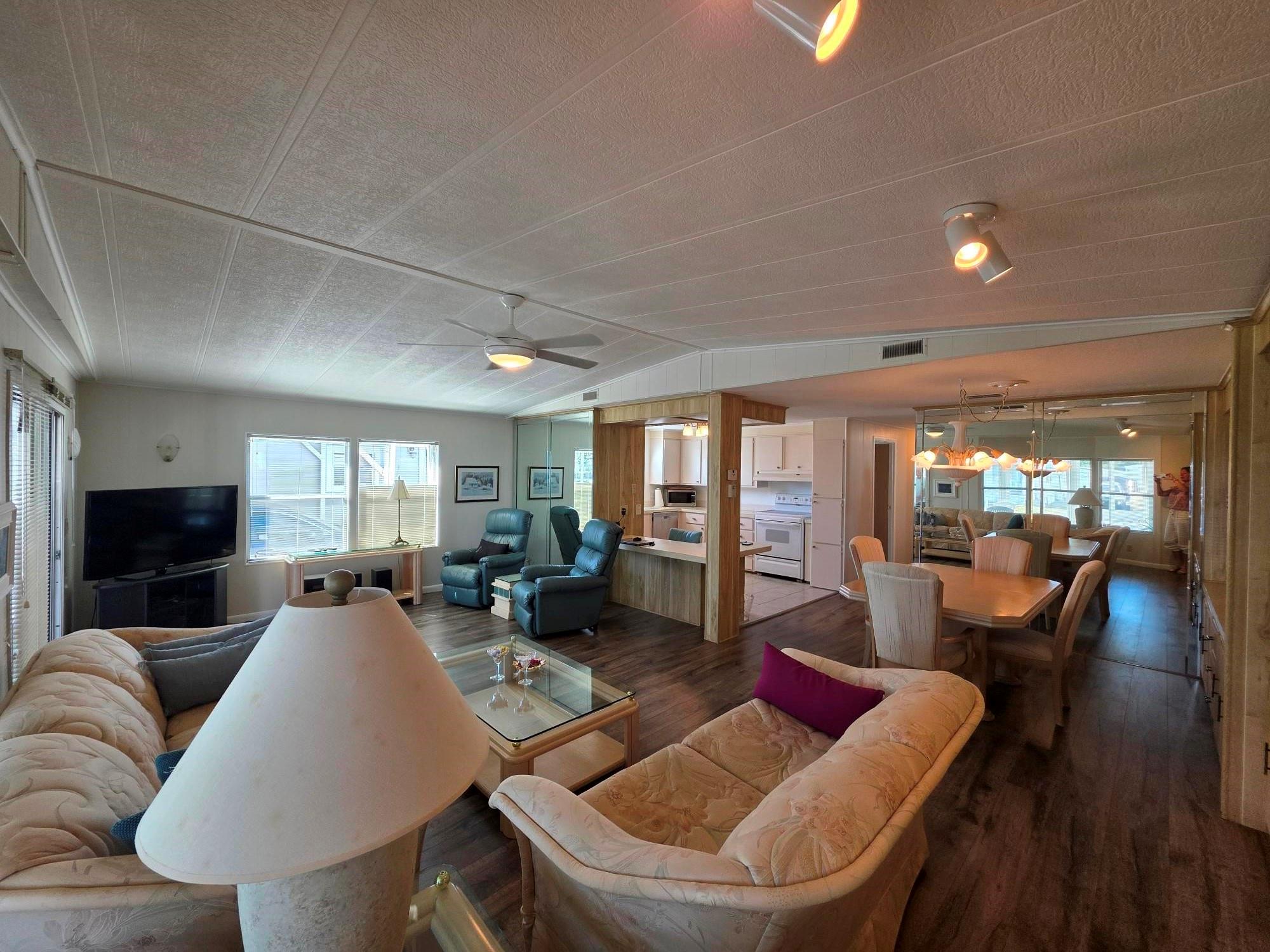 Ravenswood North 108-45 B - Residential