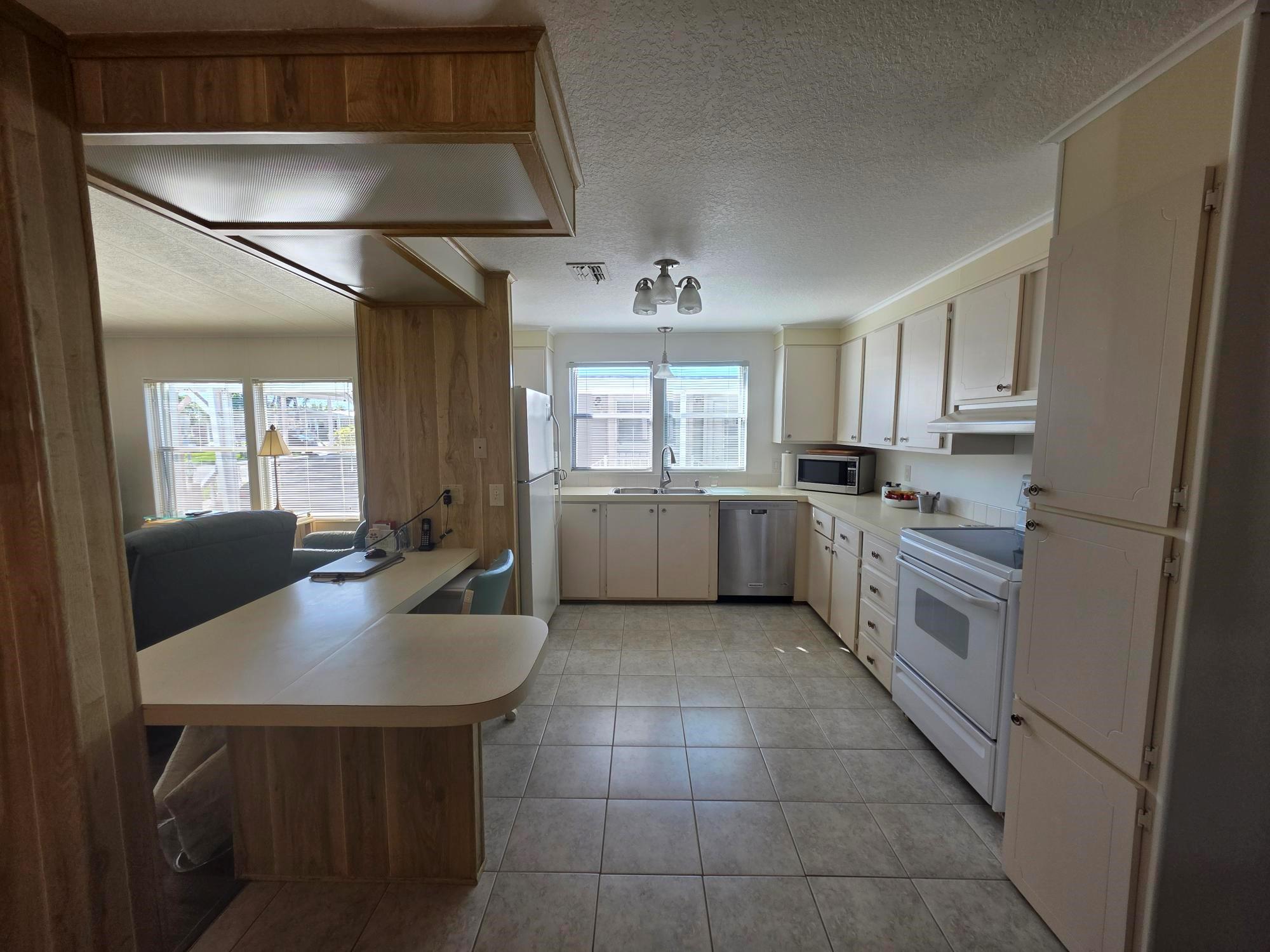 Ravenswood North 108-45 B - Residential