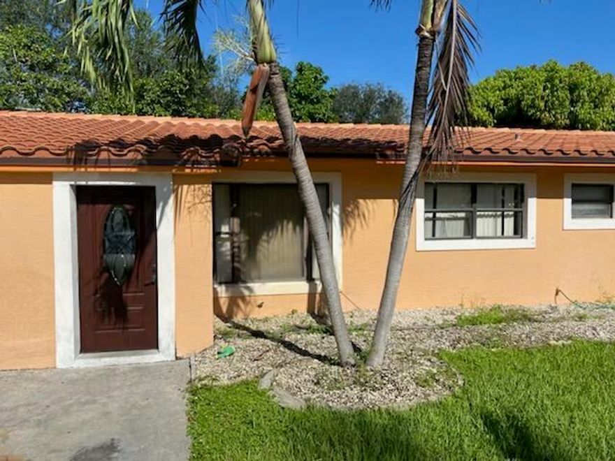 A Beautiful family home 3 bedrooms and 2 bathrooms located in a quiet area in Delray Beach. Close to Schools, Shopping, Beaches and easy access to I-95.  Nice tile roof only one year old, A/C running great. Large front, side, and back yard. No HOA! It's a must see house.